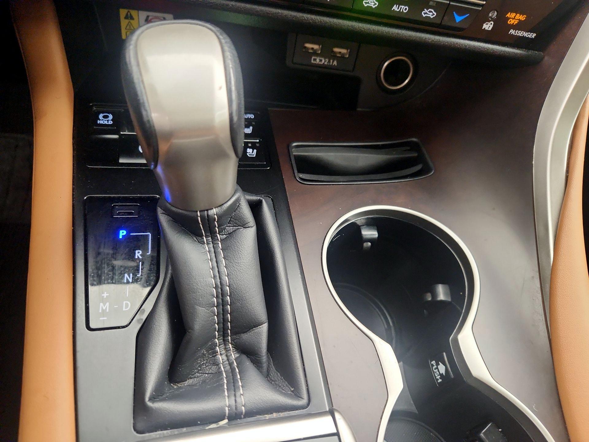 Thumbnail: 2021 Lexus RX - 18