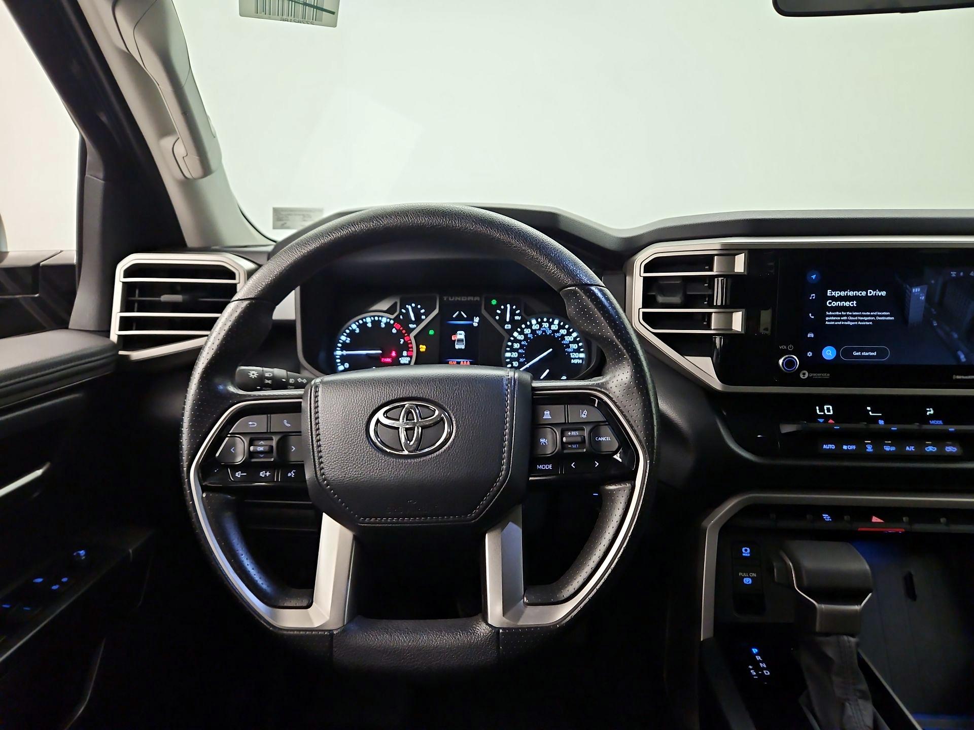 Thumbnail: 2022 Toyota Tundra - 10