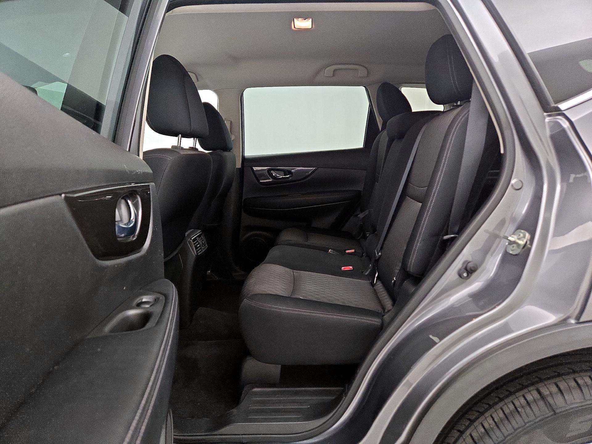 Thumbnail: 2020 Nissan Rogue - 19