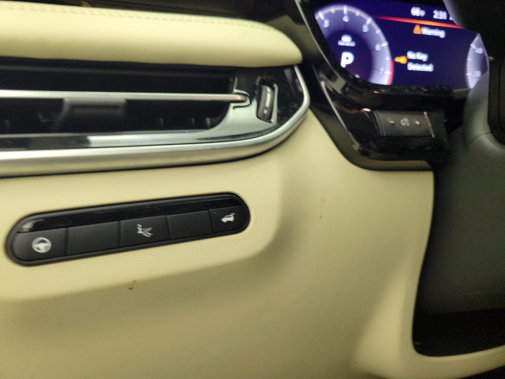 Thumbnail: 2022 INFINITI QX60 - 13