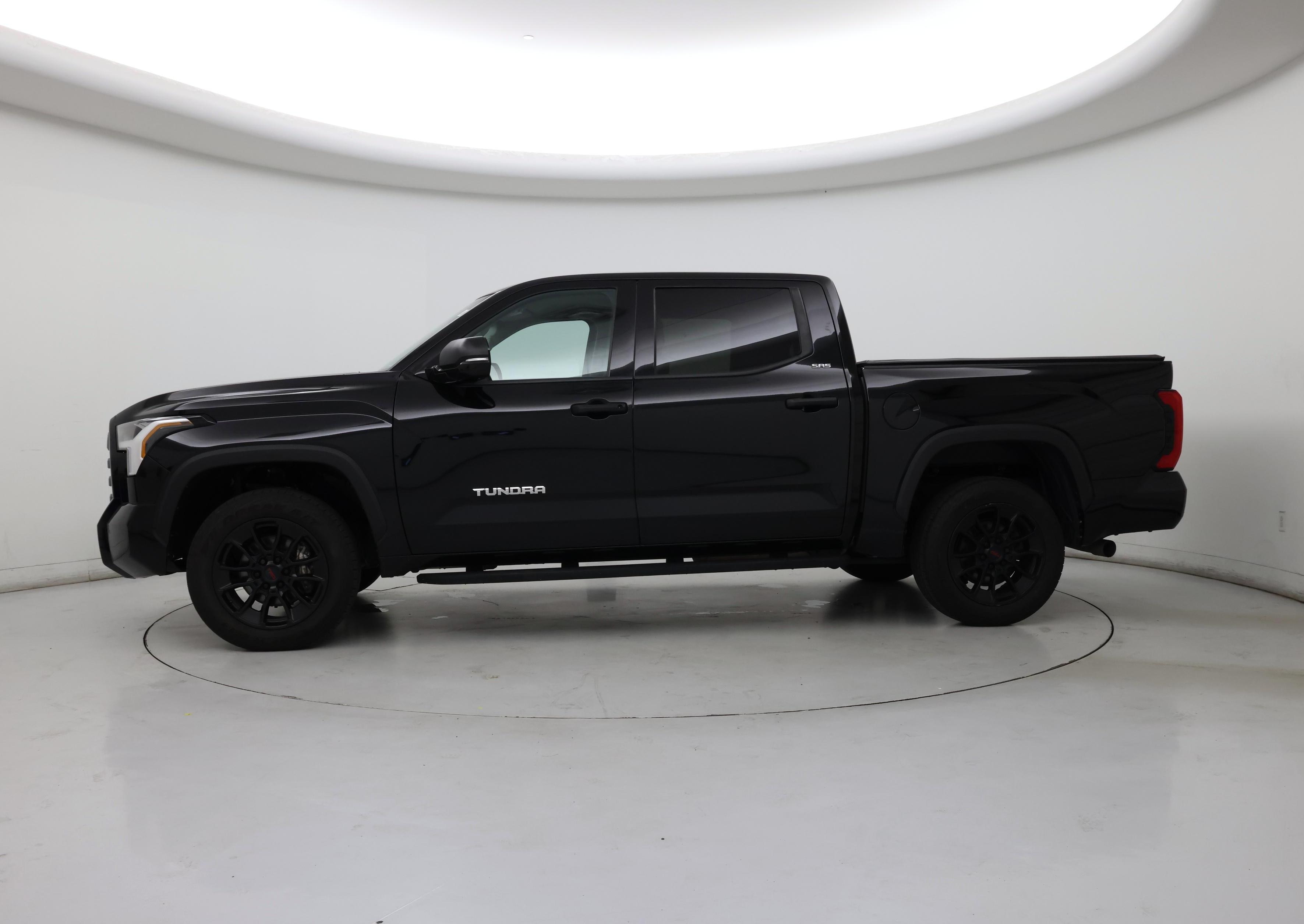 Thumbnail: 2022 Toyota Tundra - 3