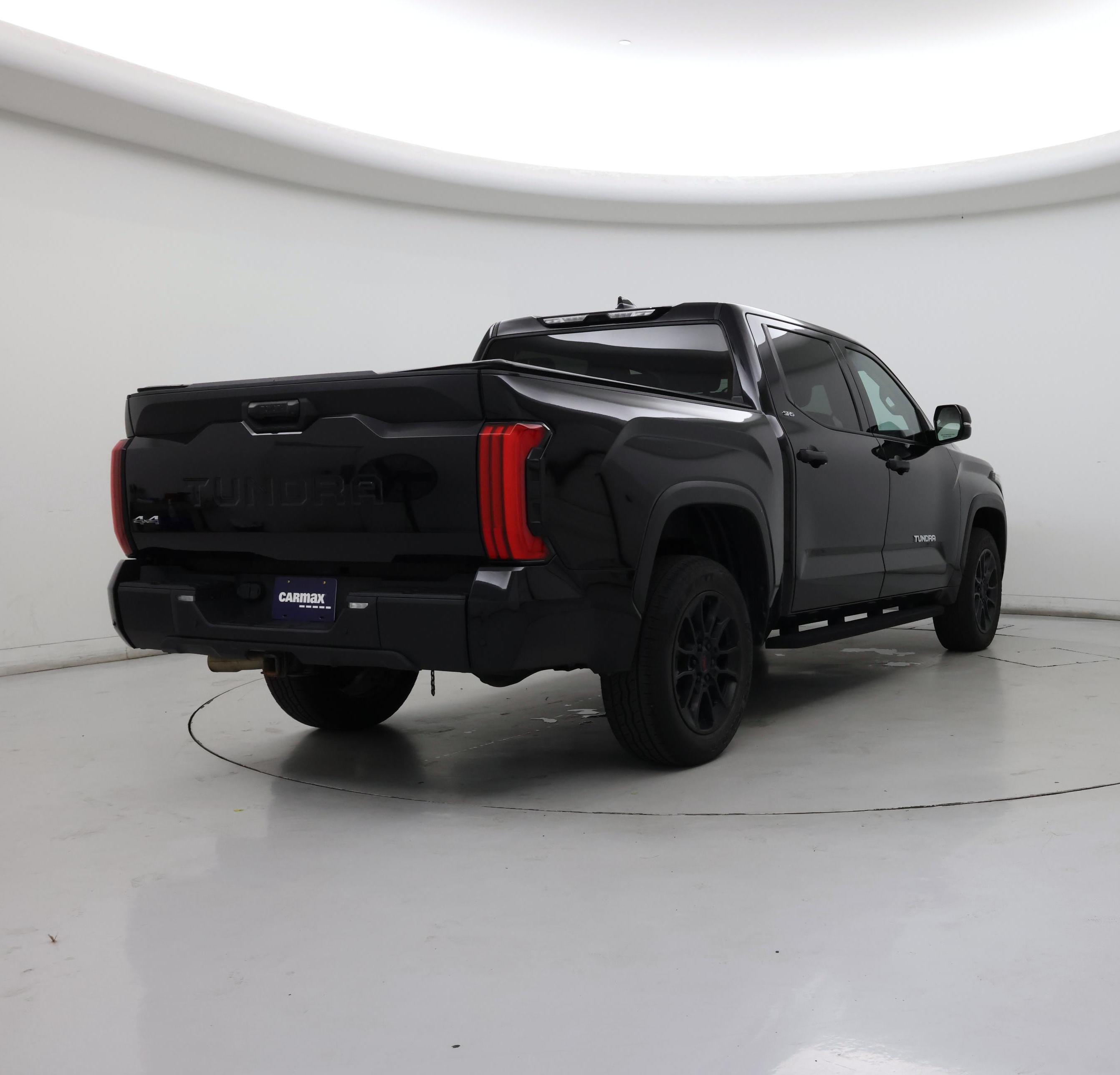 Thumbnail: 2022 Toyota Tundra - 8