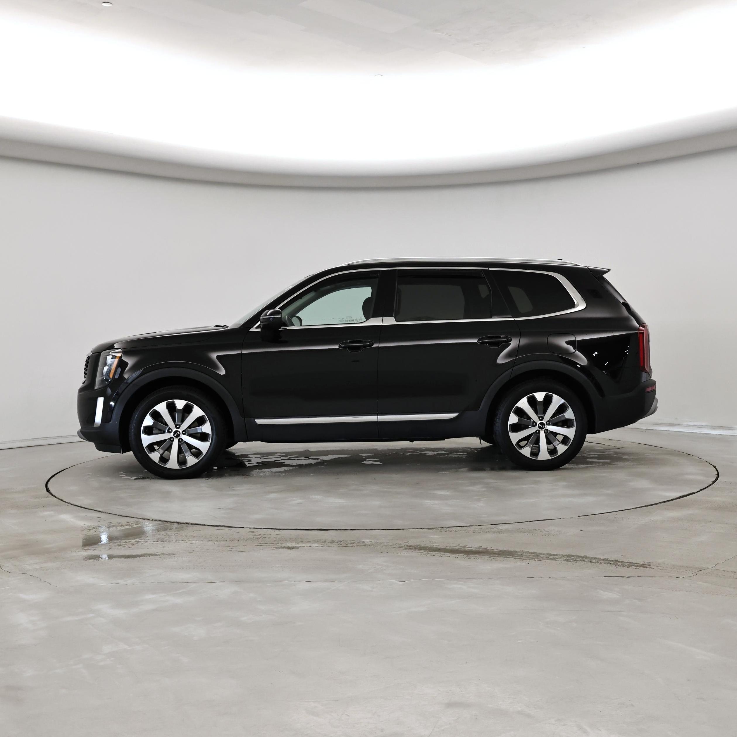 Thumbnail: 2021 Kia Telluride - 3