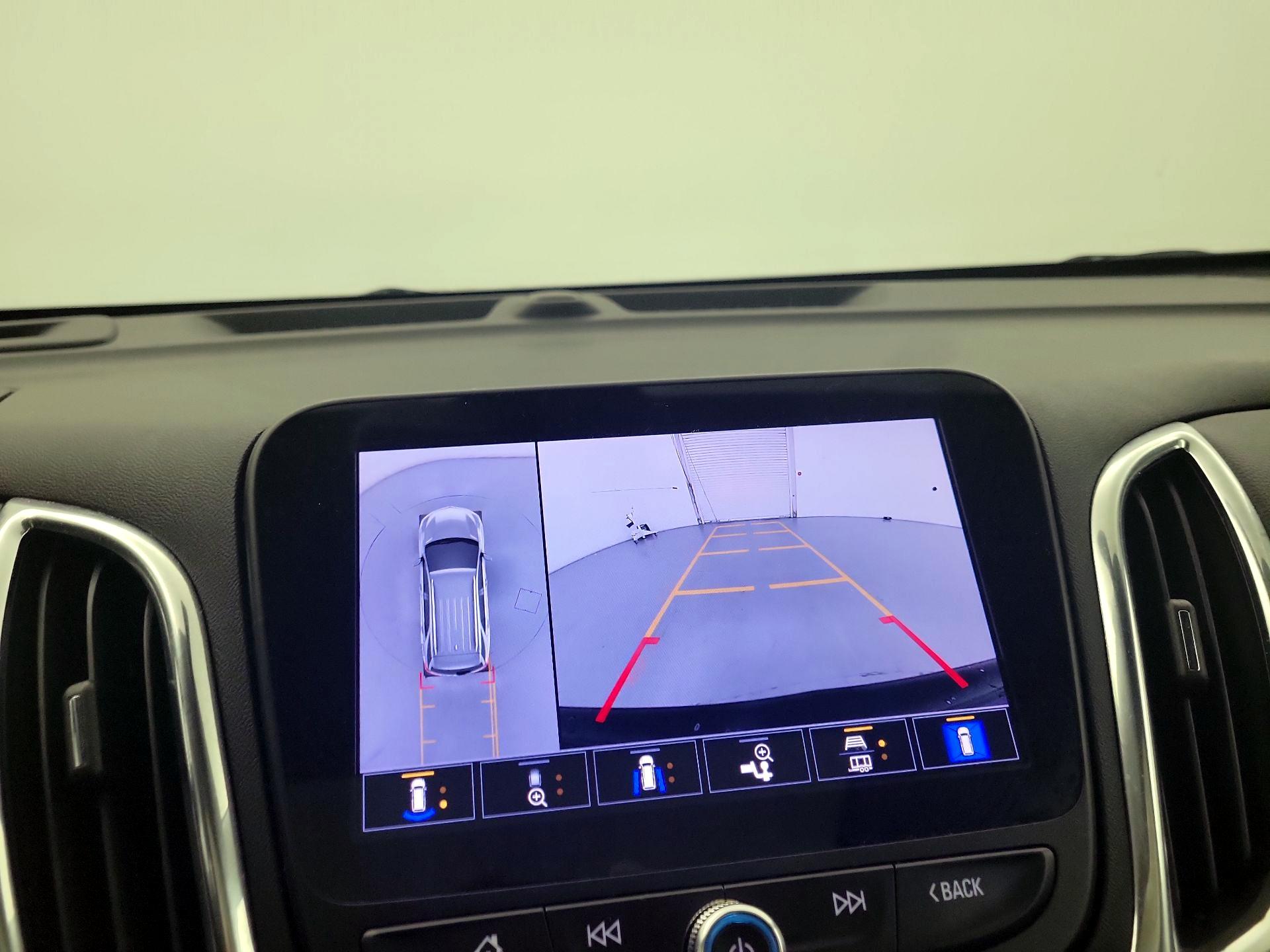 Thumbnail: 2022 Chevrolet Equinox - 15