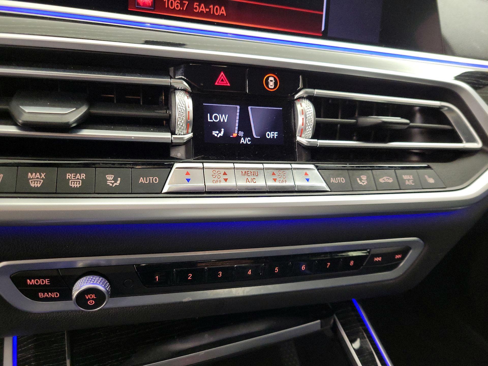 Thumbnail: 2021 BMW X7 - 17