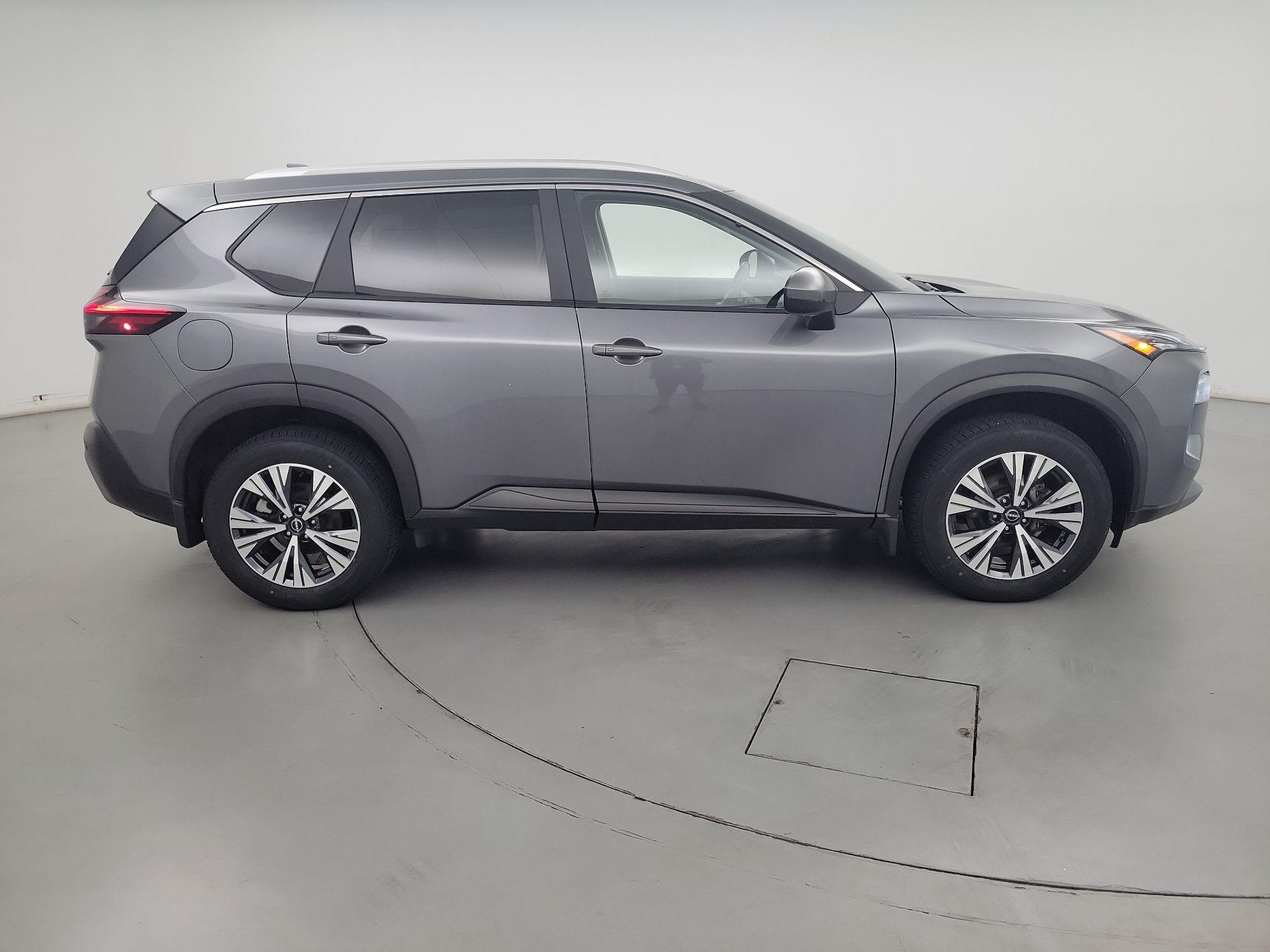 Thumbnail: 2022 Nissan Rogue - 4
