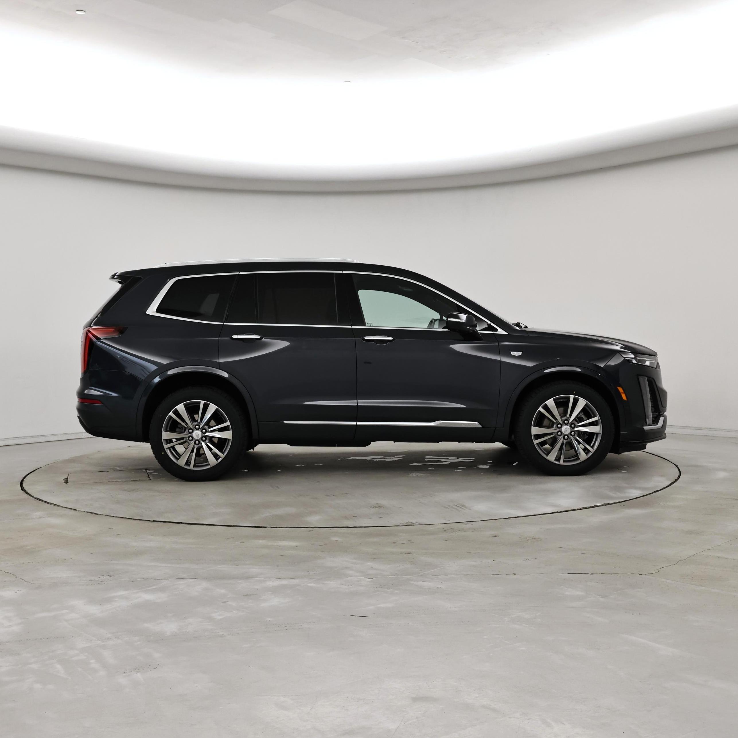 Thumbnail: 2022 Cadillac XT6 - 7