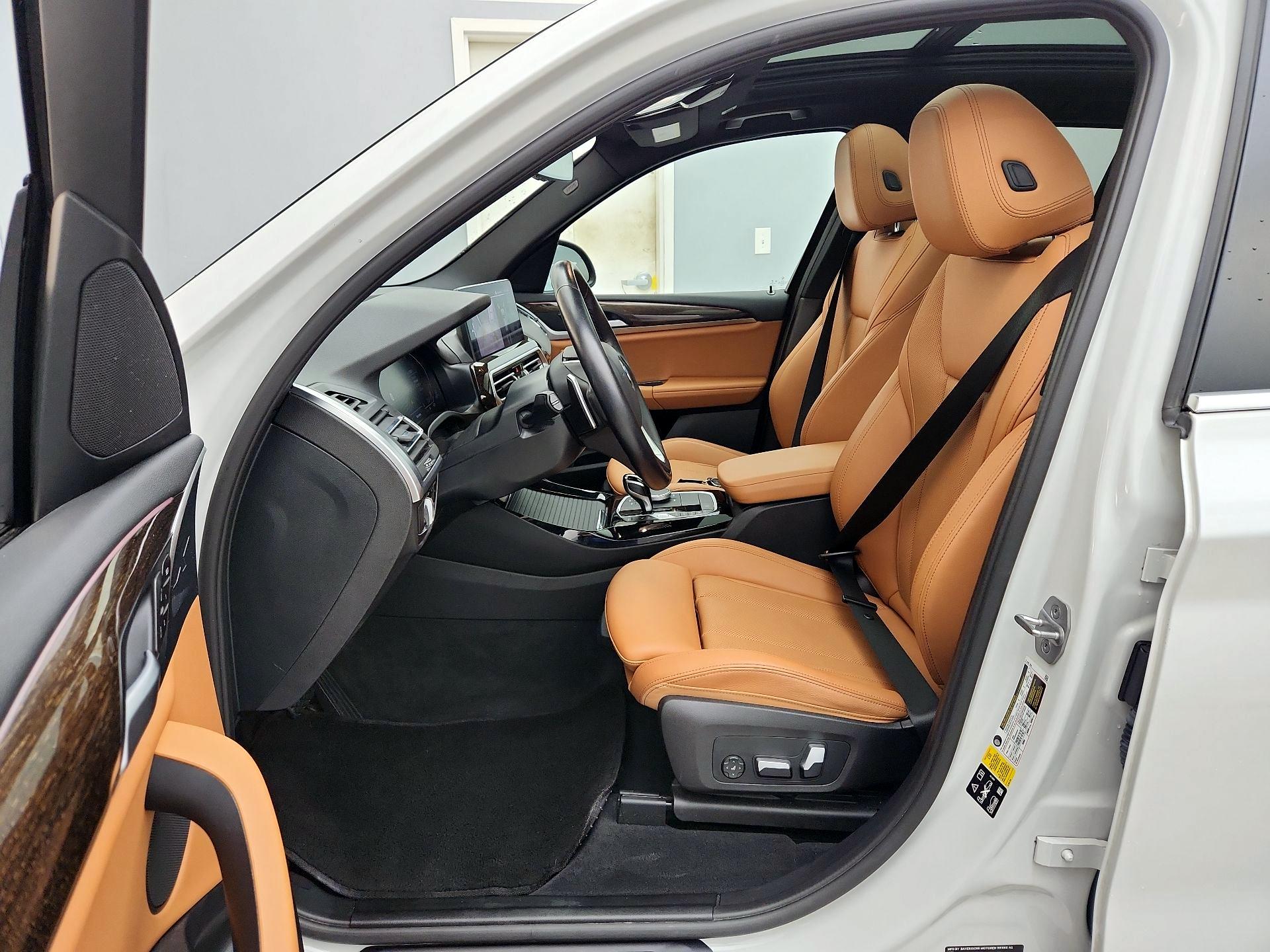 Thumbnail: 2022 BMW X3 - 11