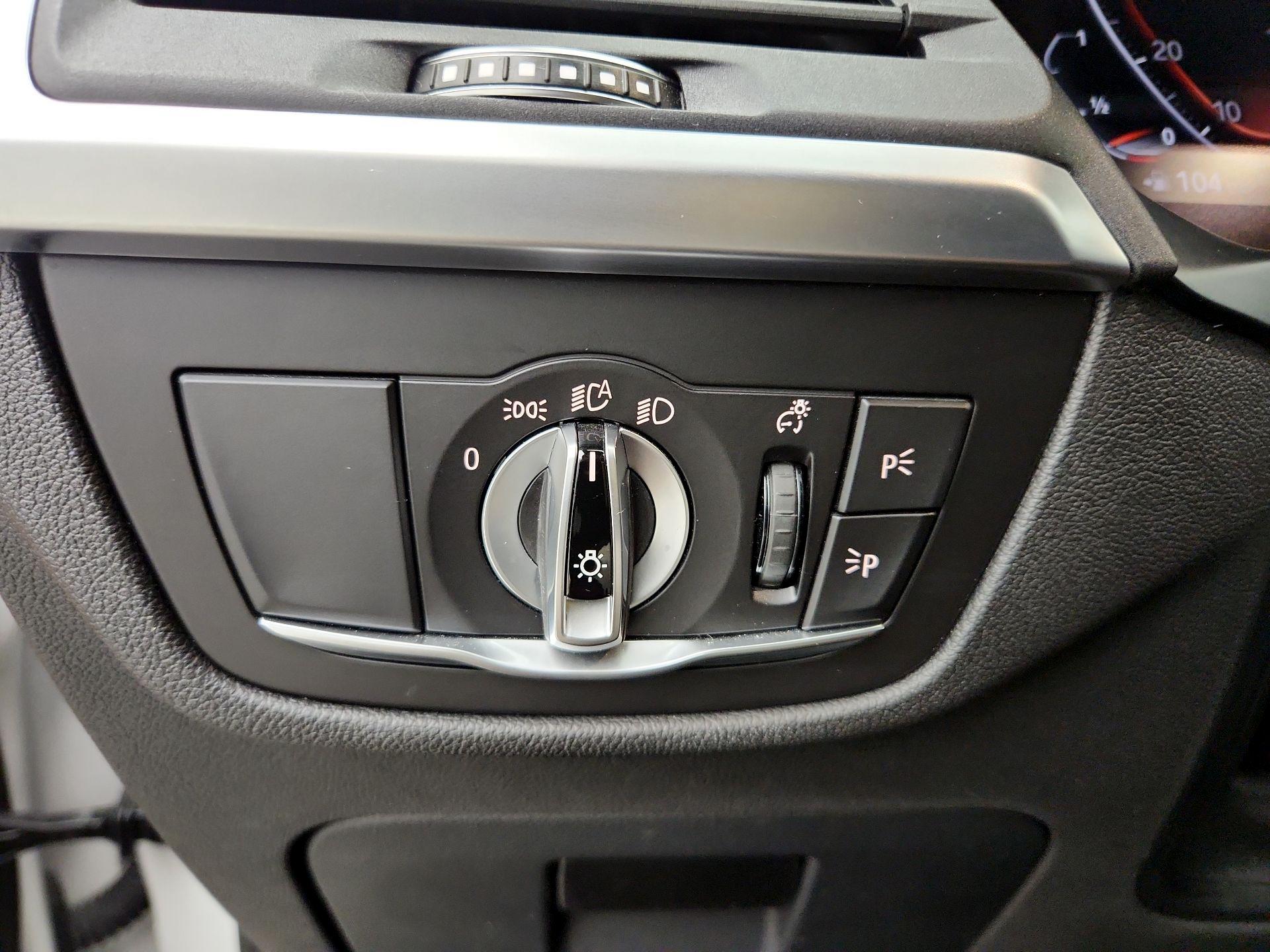 Thumbnail: 2022 BMW X3 - 13