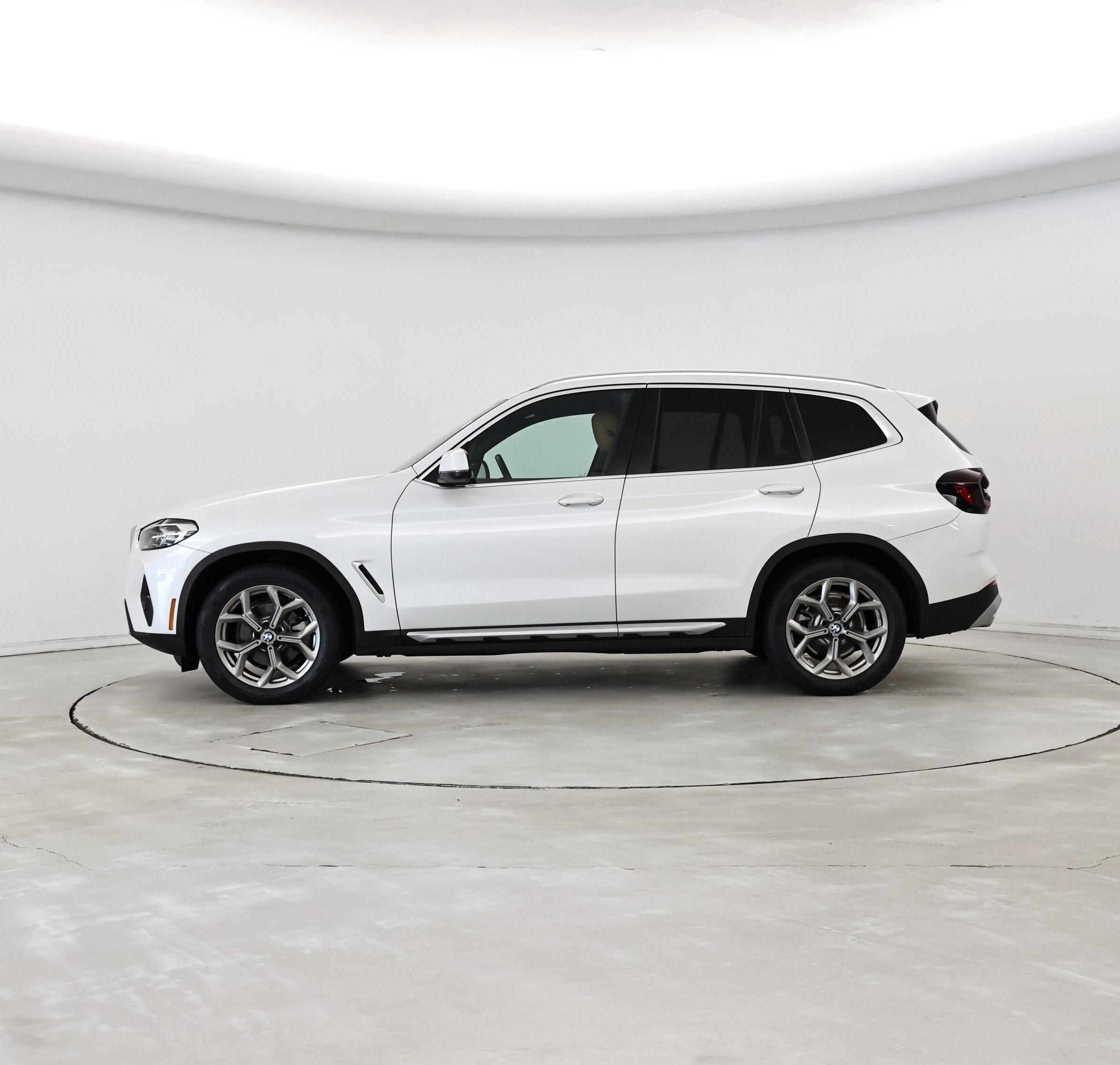 Thumbnail: 2022 BMW X3 - 3