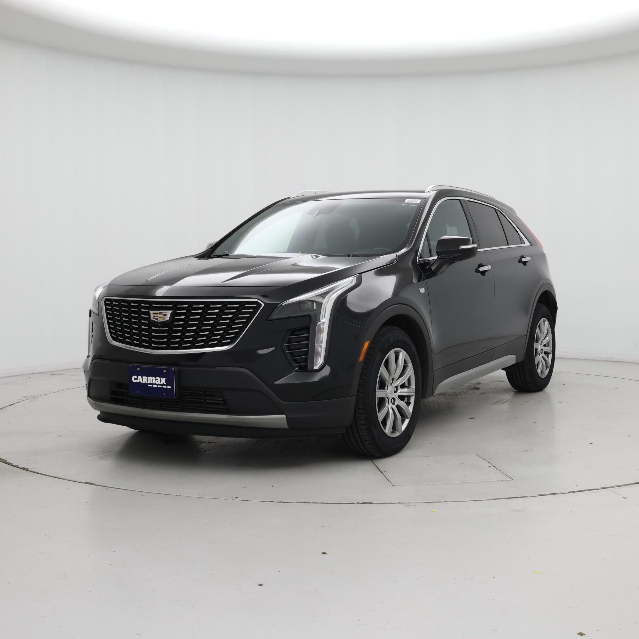 Thumbnail: 2022 Cadillac XT4 - 4