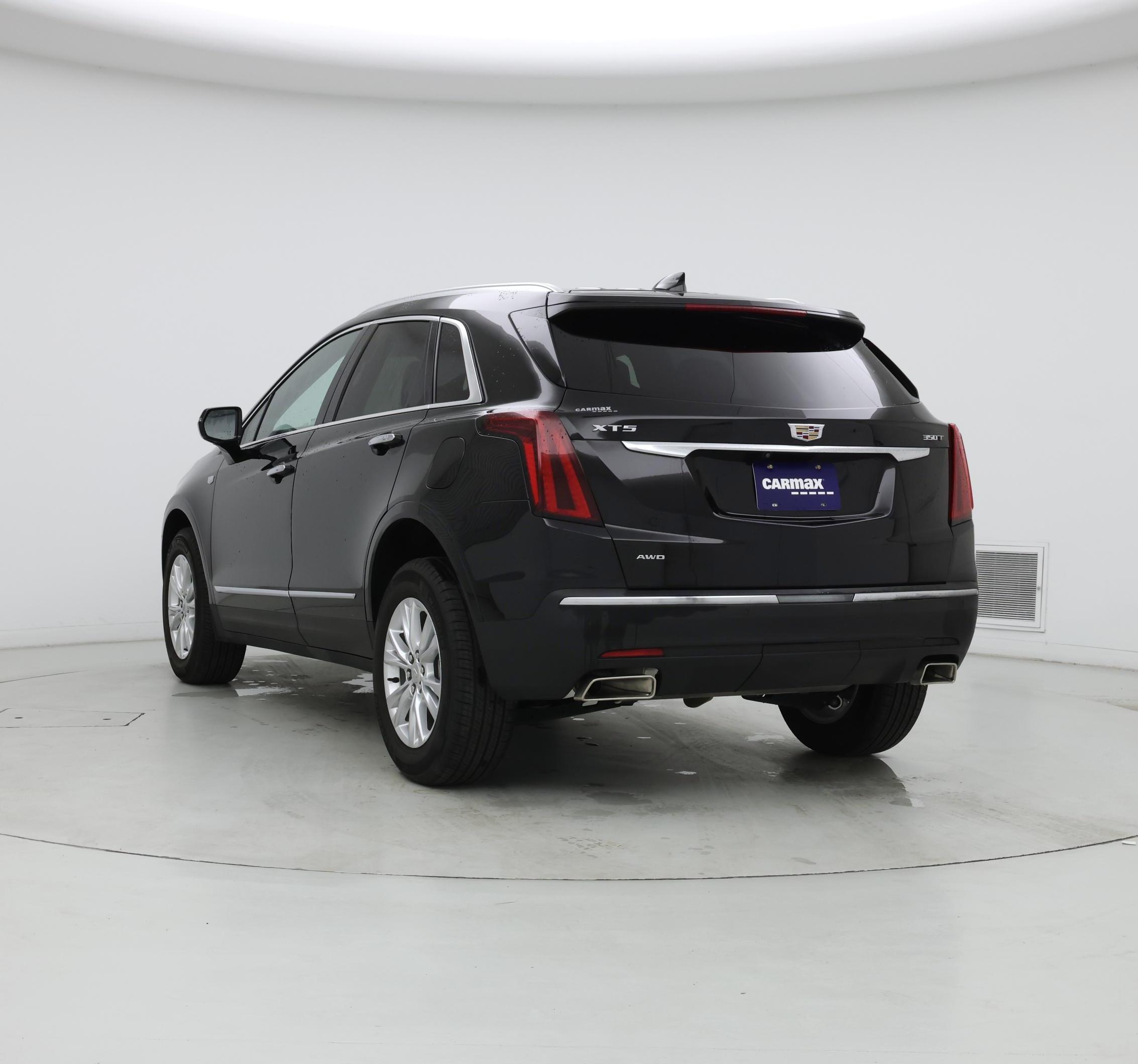 Thumbnail: 2023 Cadillac XT5 - 2