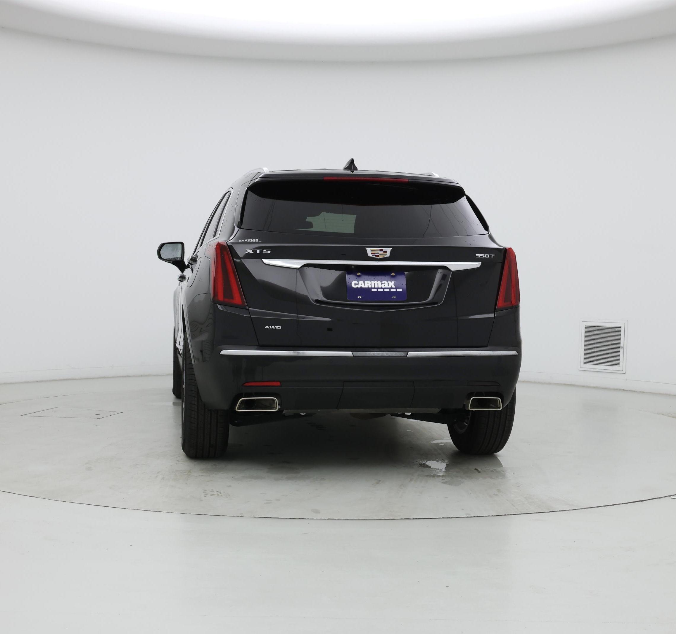 Thumbnail: 2023 Cadillac XT5 - 6