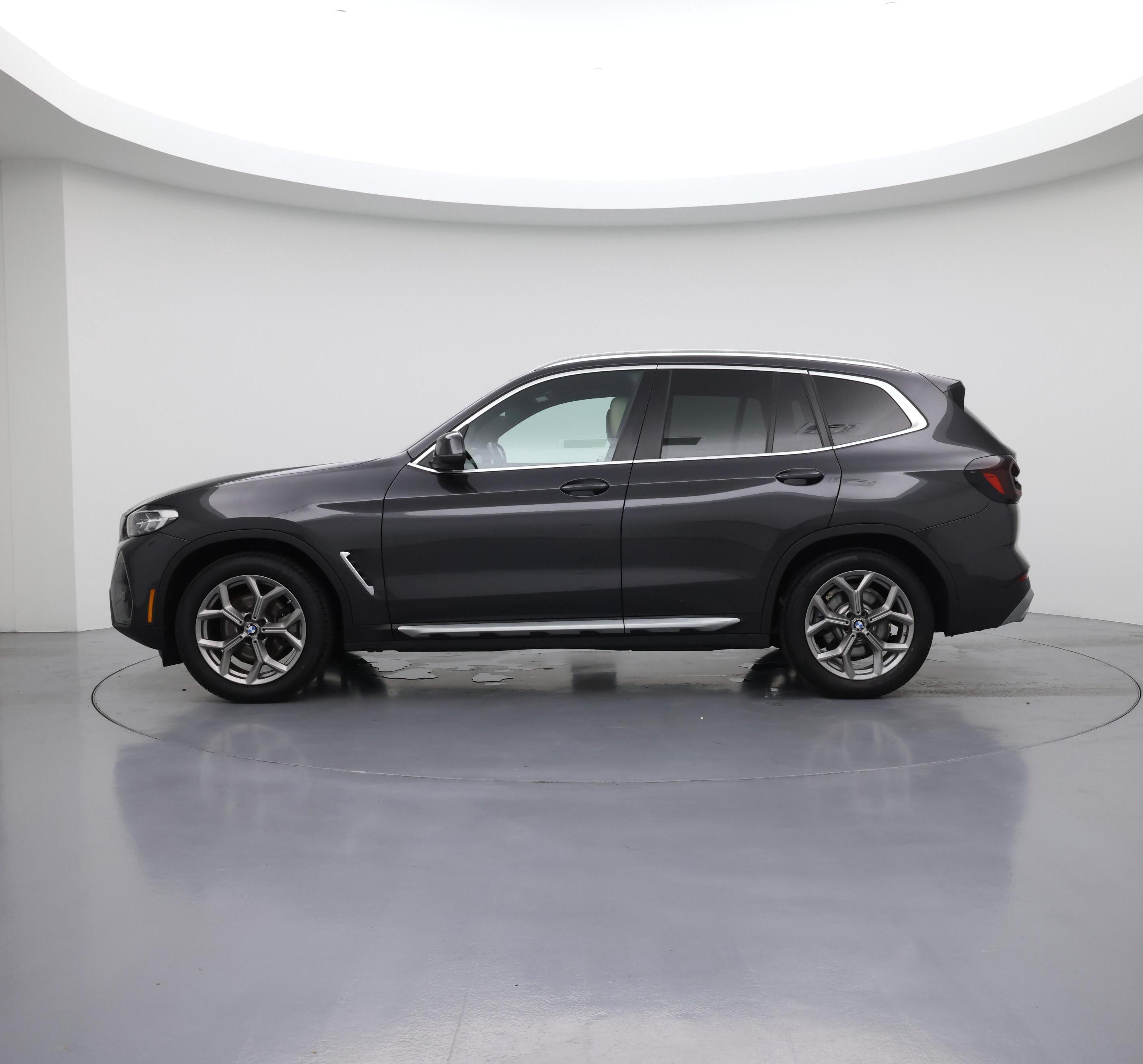 Thumbnail: 2022 BMW X3 - 3