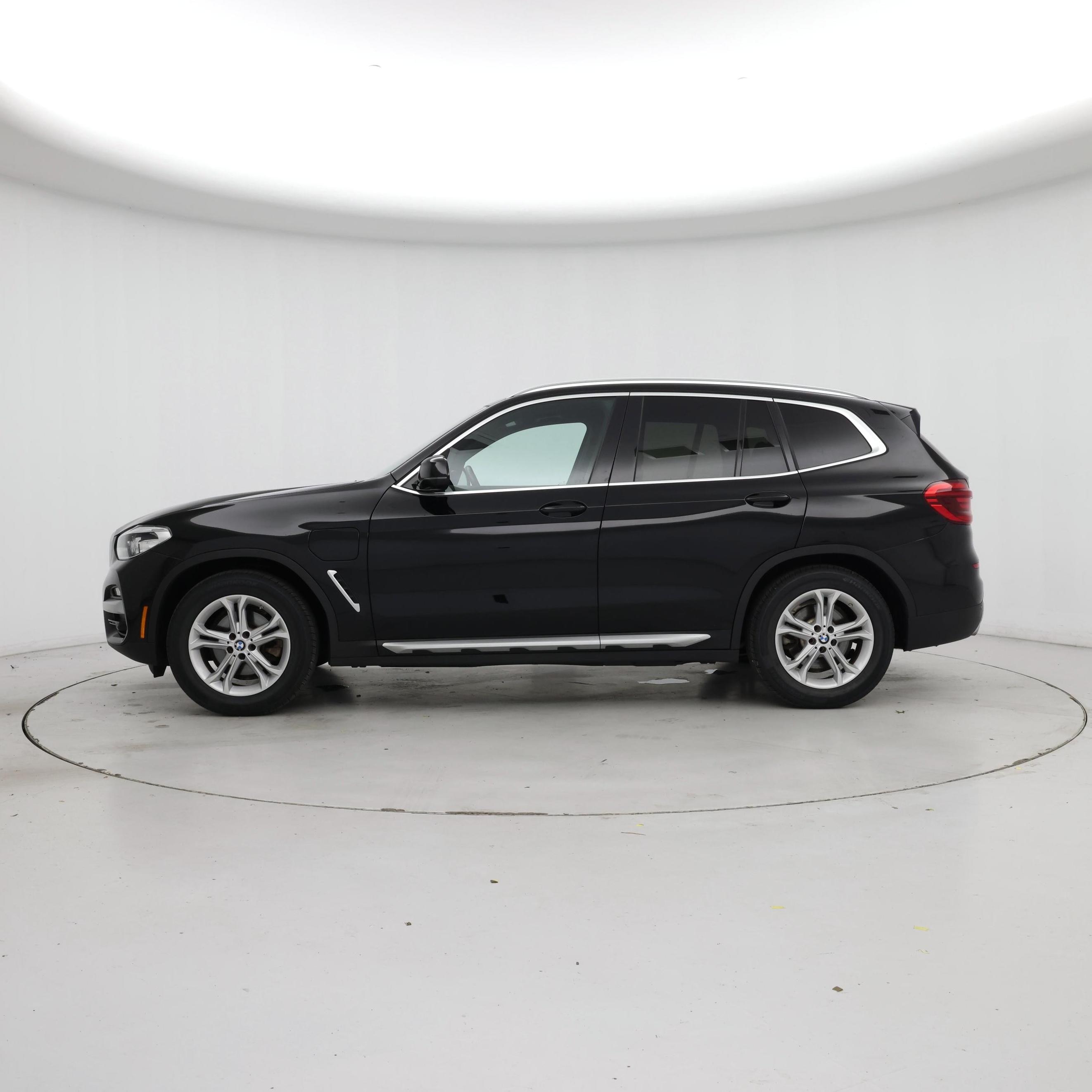 Thumbnail: 2021 BMW X3 - 3