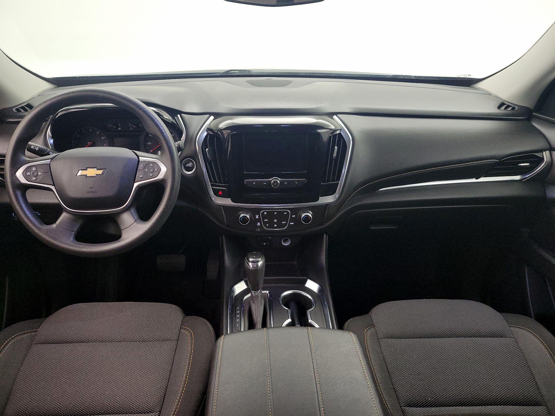 Thumbnail: 2020 Chevrolet Traverse - 9