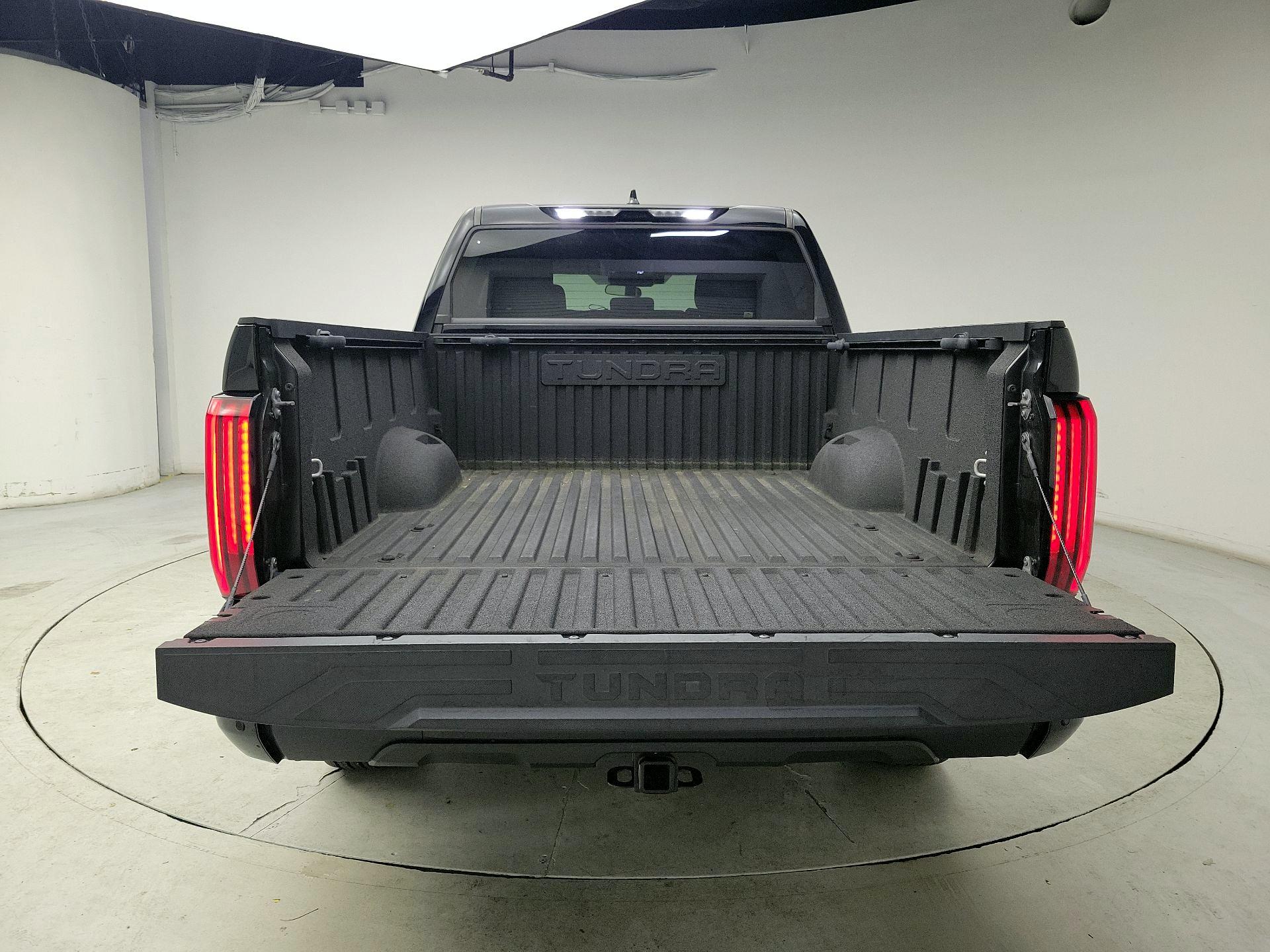 Thumbnail: 2022 Toyota Tundra - 20