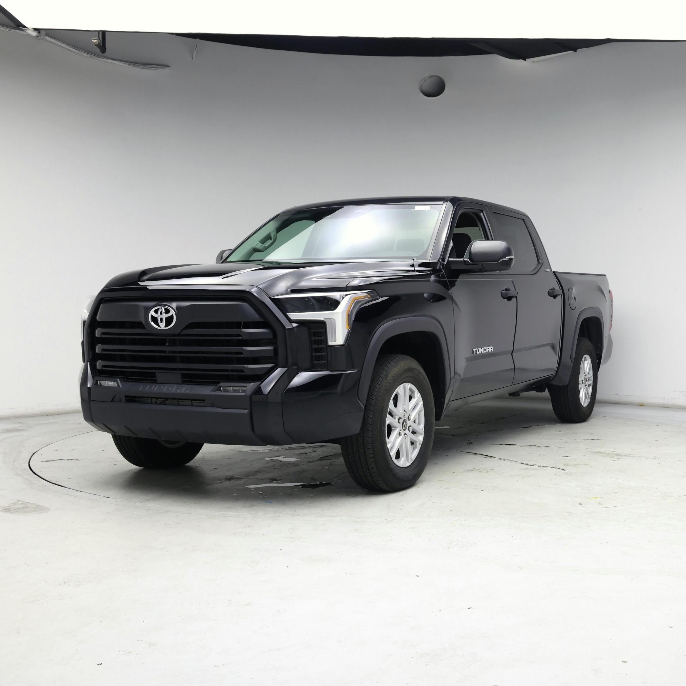 Thumbnail: 2022 Toyota Tundra - 4
