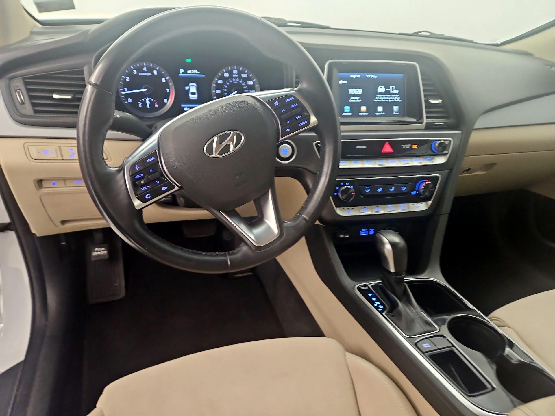 Thumbnail: 2018 Hyundai Sonata - 9