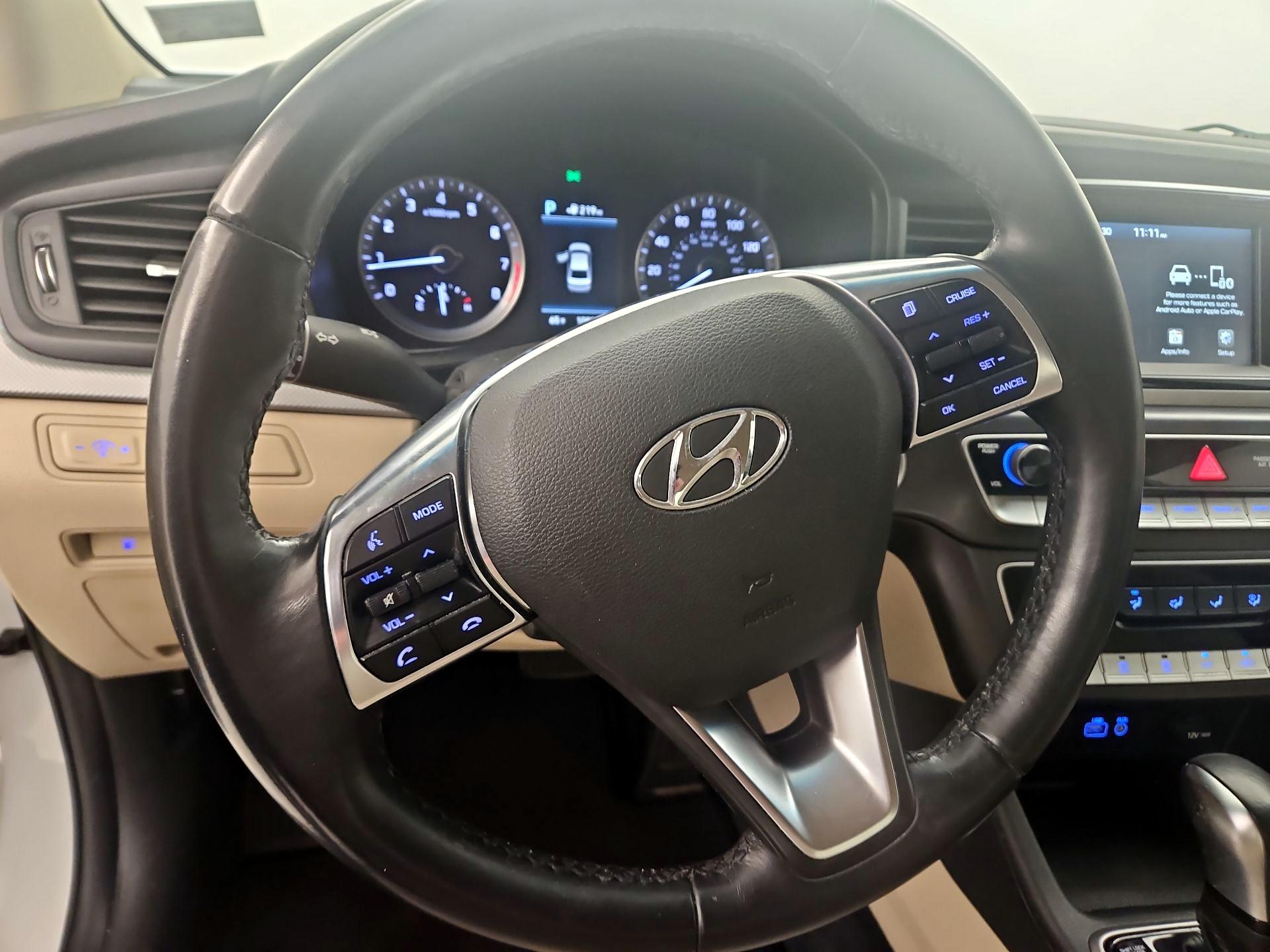 Thumbnail: 2018 Hyundai Sonata - 10