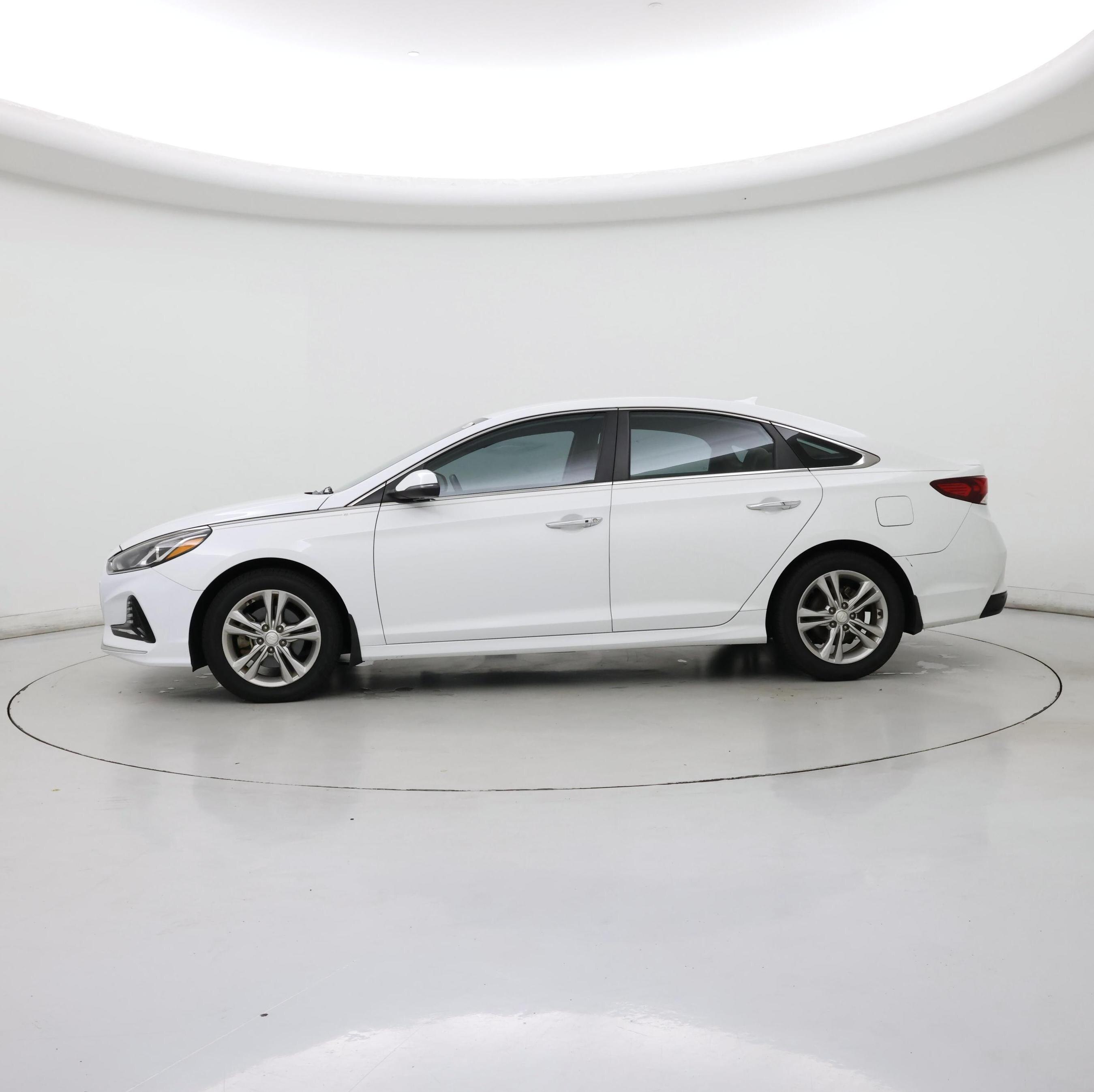 Thumbnail: 2018 Hyundai Sonata - 3