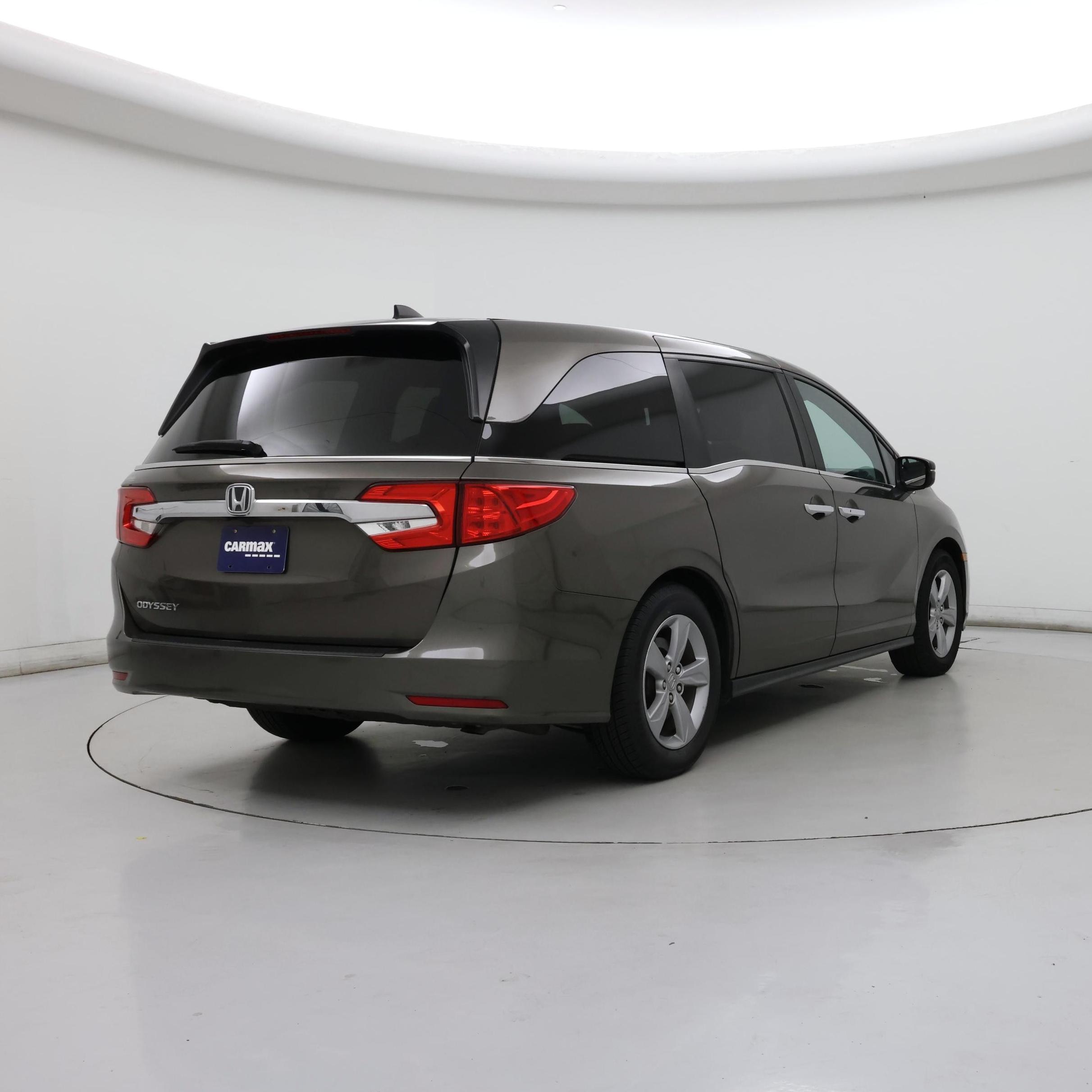 Thumbnail: 2019 Honda Odyssey - 8