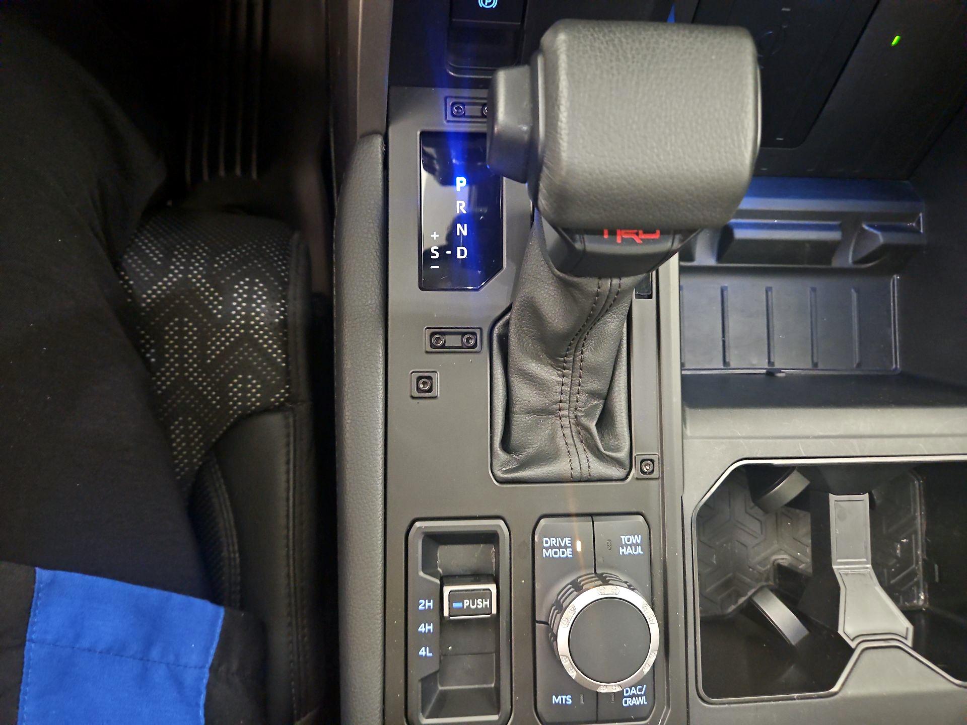 Thumbnail: 2023 Toyota Sequoia - 17