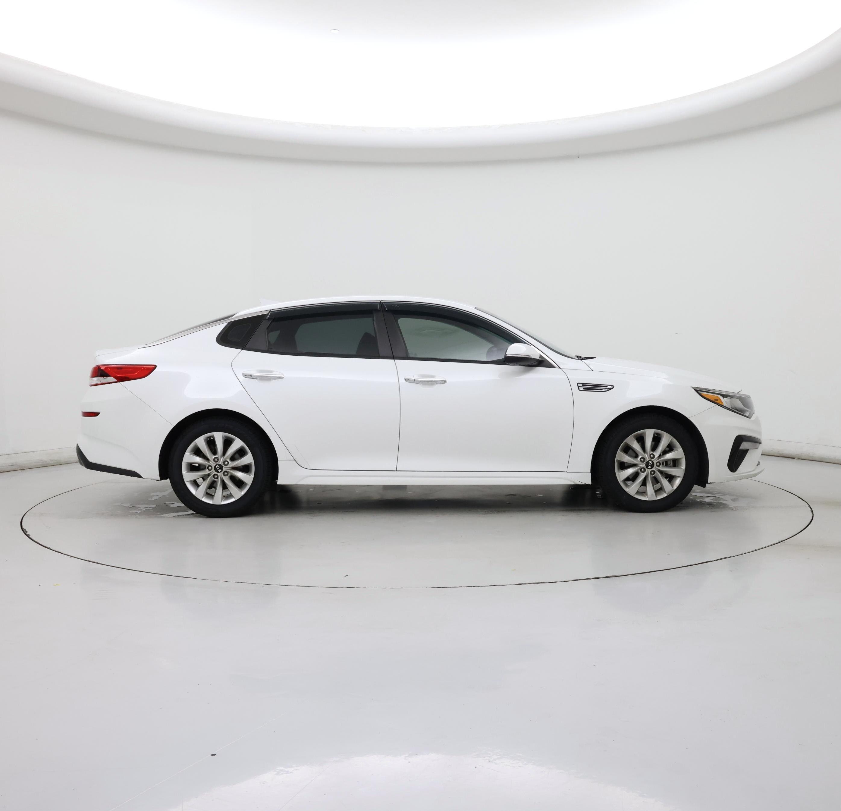 Thumbnail: 2019 Kia Optima - 7
