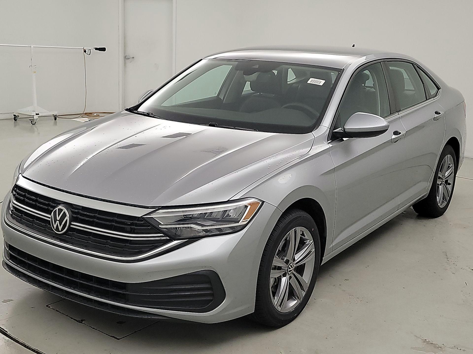 Thumbnail: 2022 Volkswagen Jetta - 3