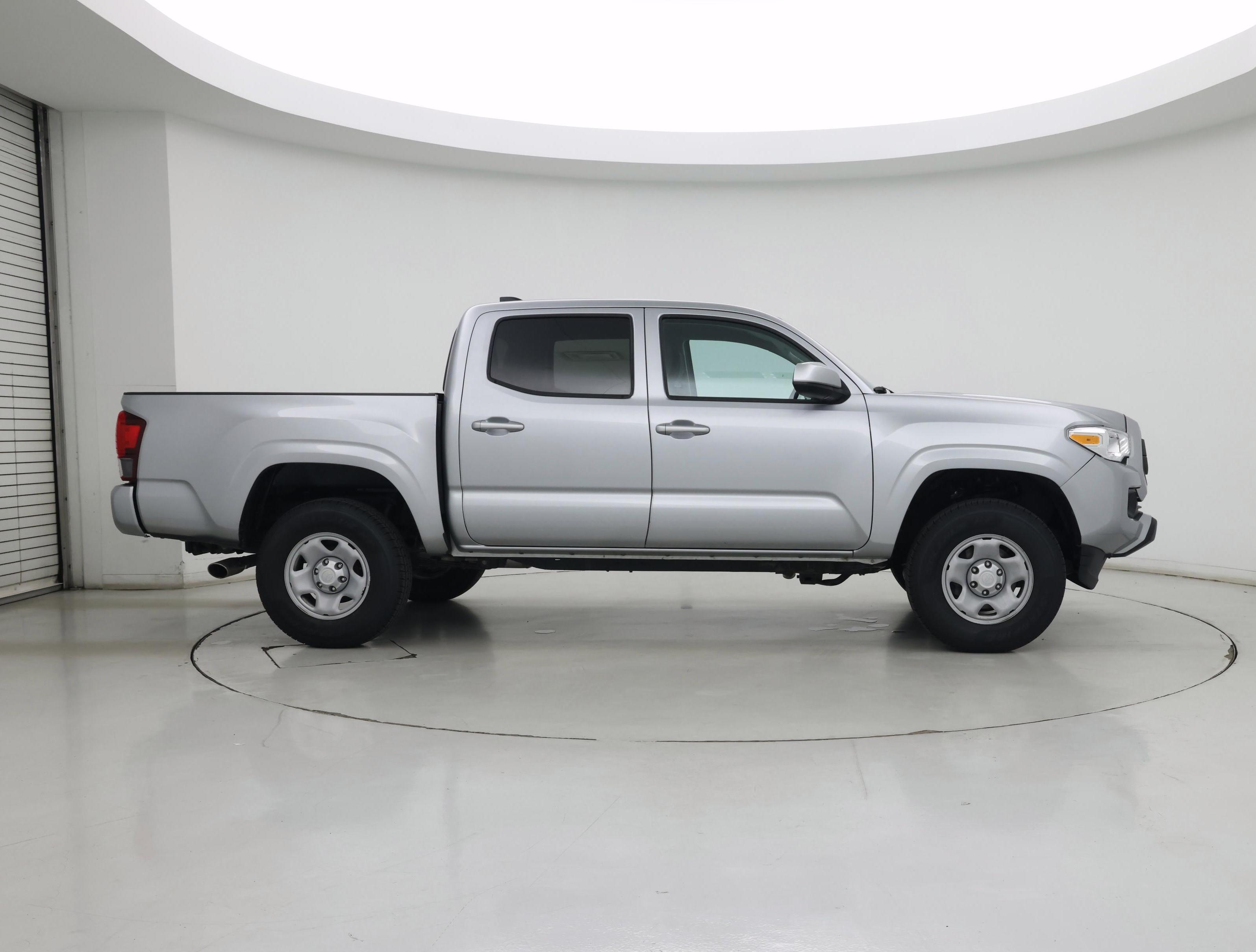 Thumbnail: 2023 Toyota Tacoma - 7