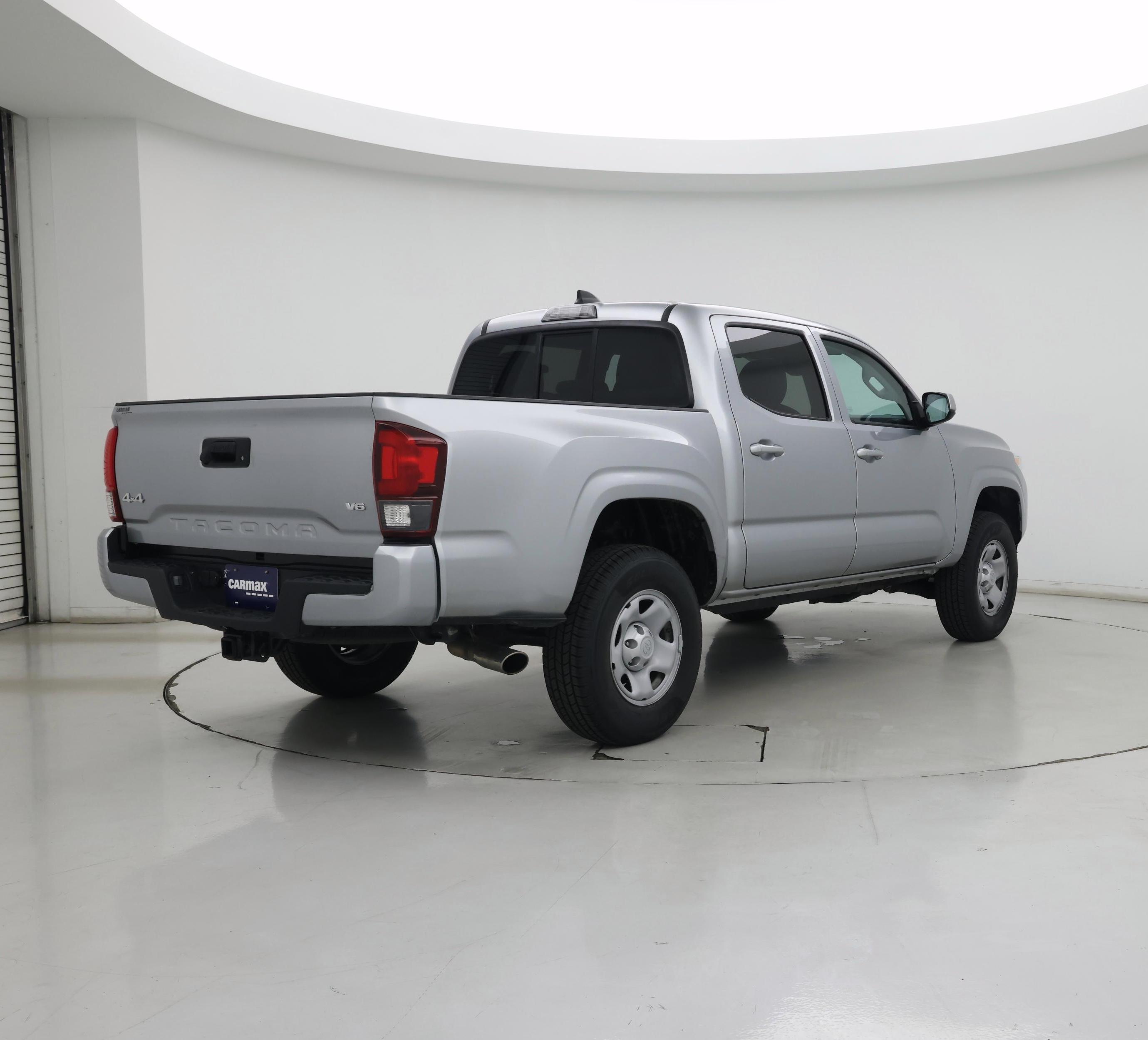 Thumbnail: 2023 Toyota Tacoma - 8