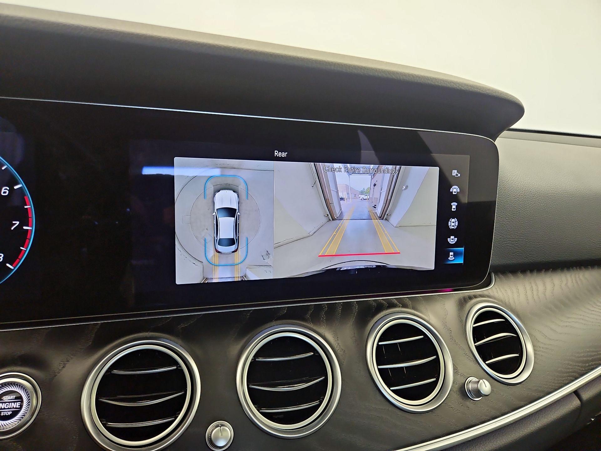 Thumbnail: 2022 Mercedes-Benz E-Class - 15