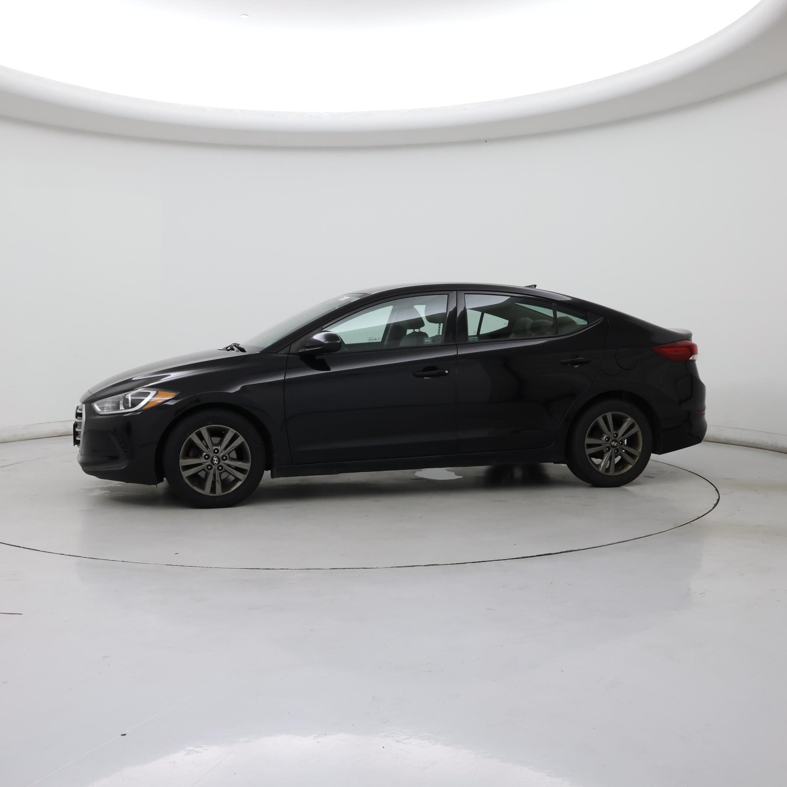 Thumbnail: 2017 Hyundai Elantra - 3