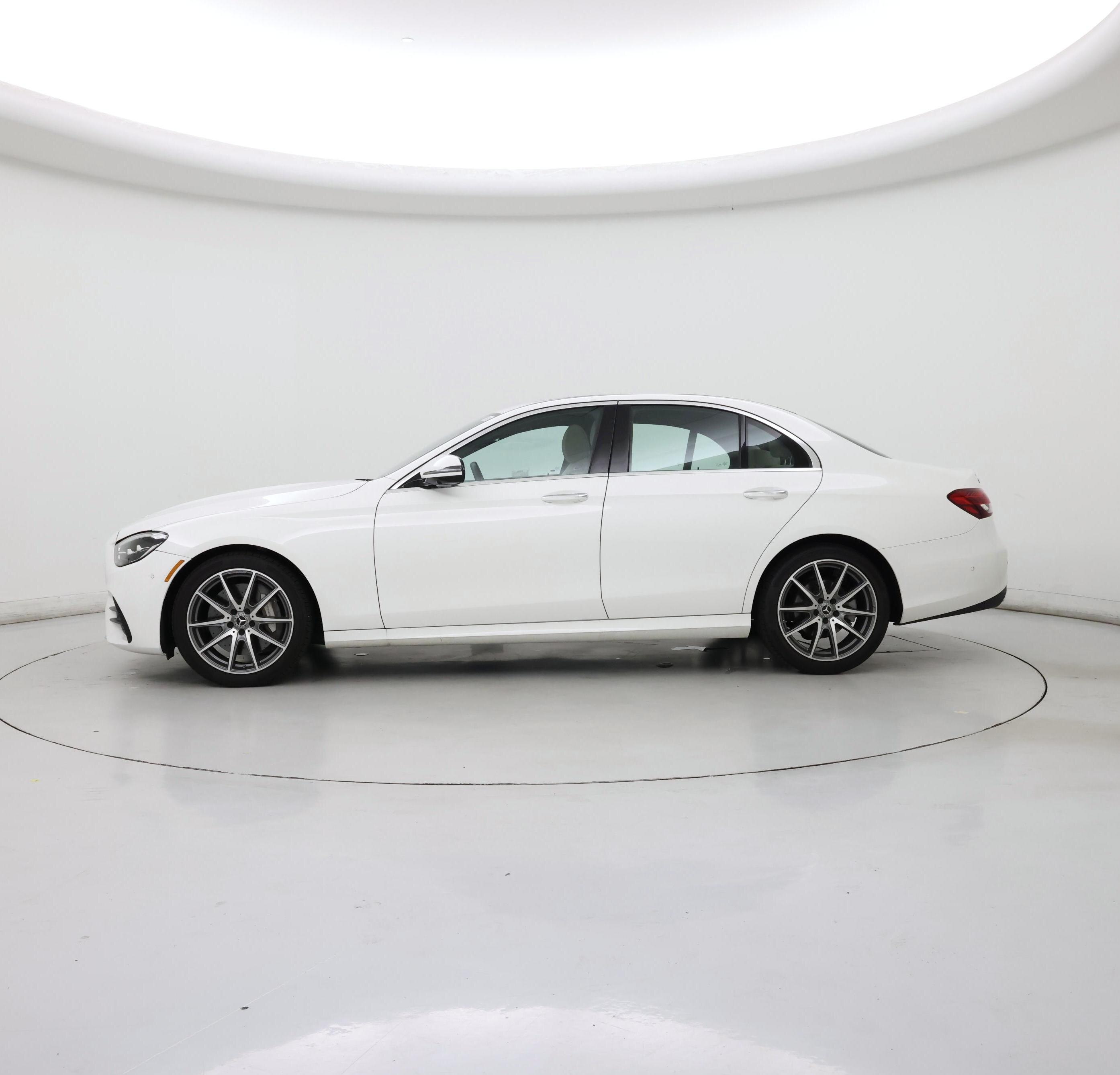 Thumbnail: 2023 Mercedes-Benz E-Class - 3