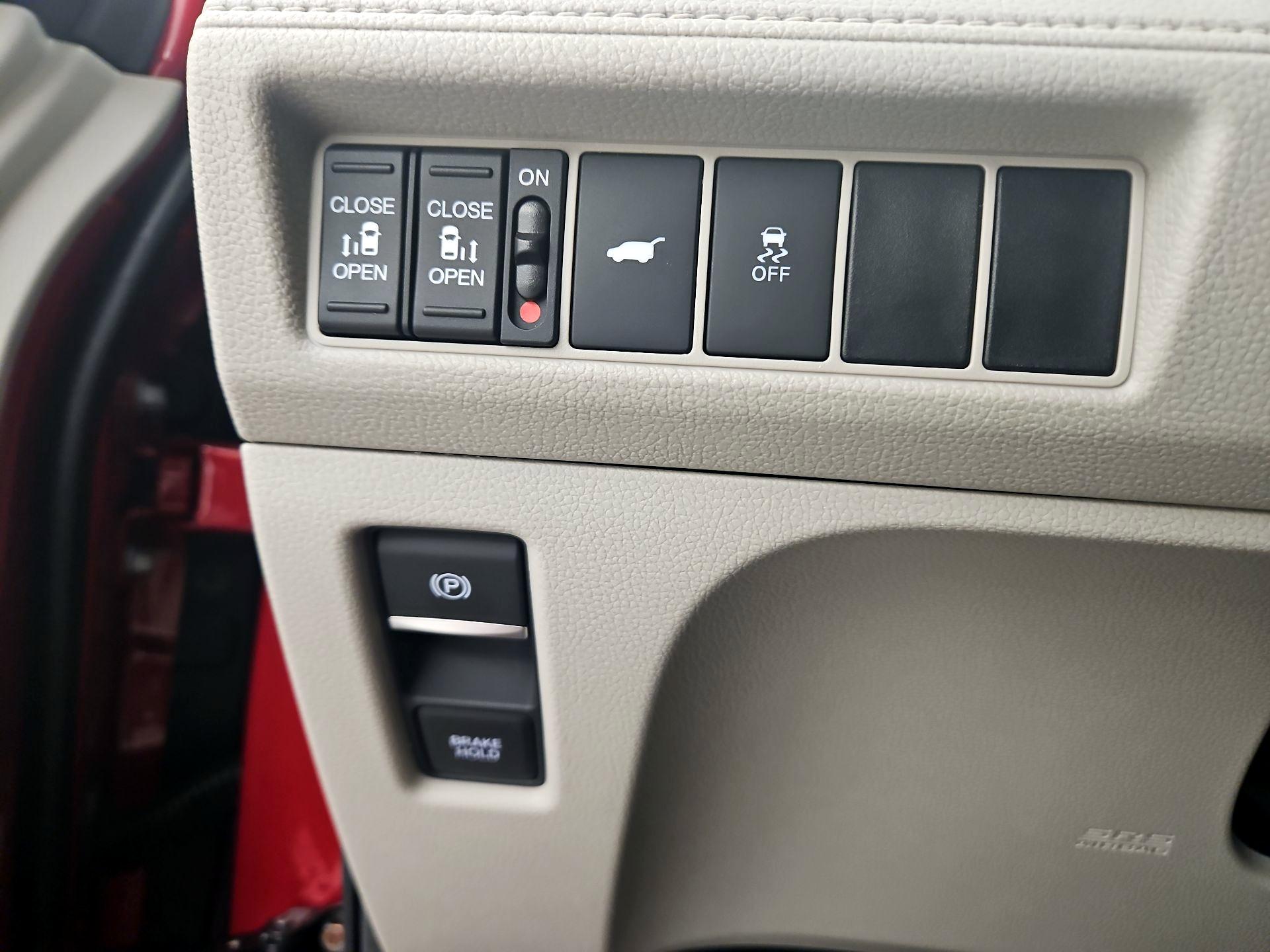 Thumbnail: 2025 Honda Odyssey - 13