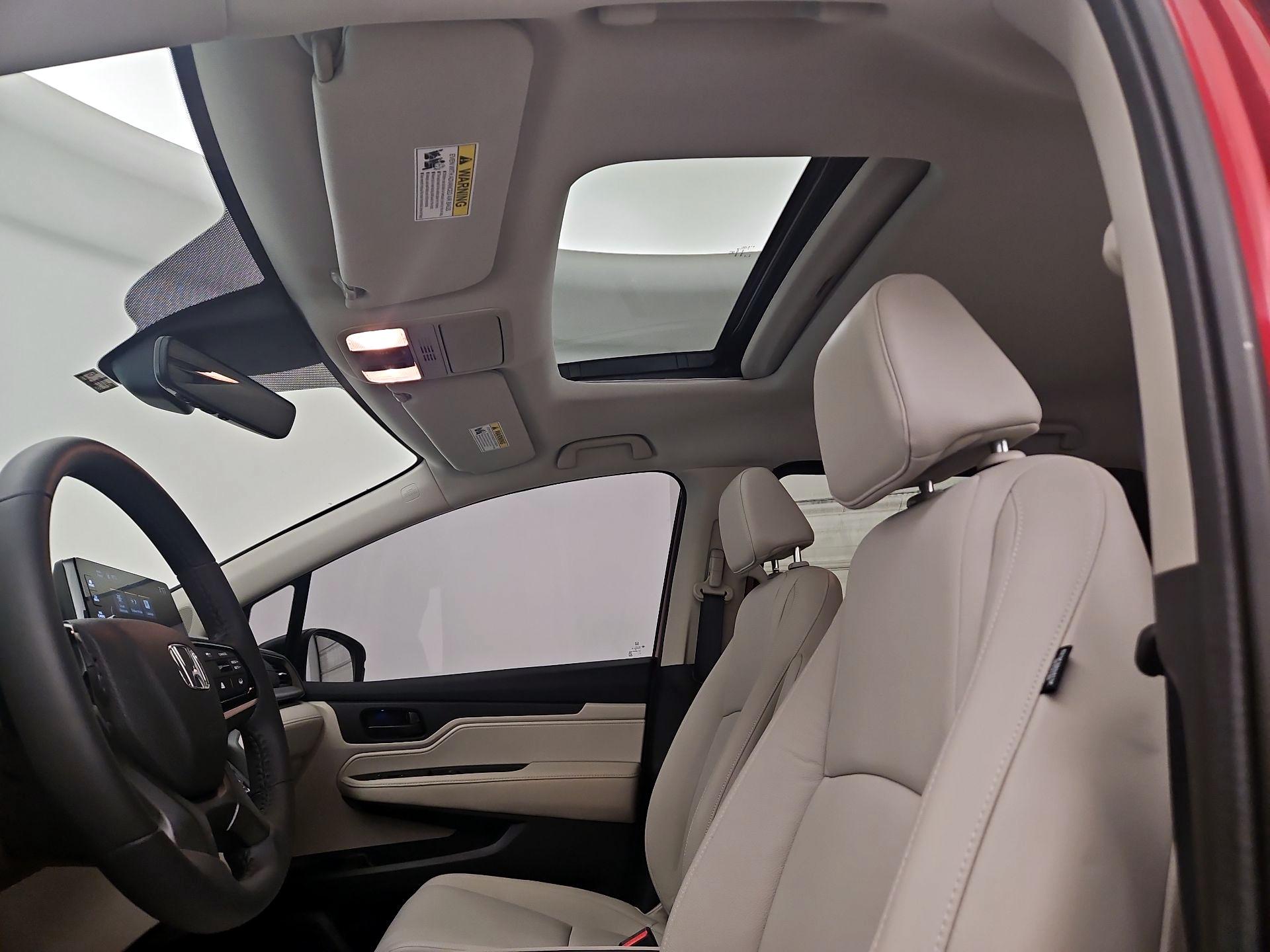 Thumbnail: 2025 Honda Odyssey - 19