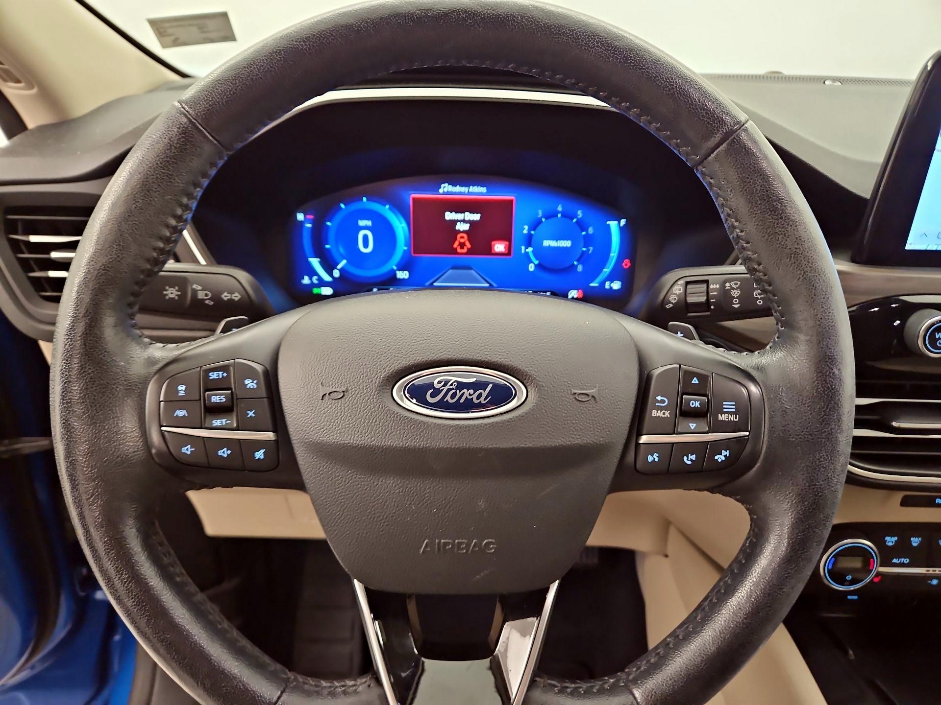 Thumbnail: 2020 Ford Escape - 10