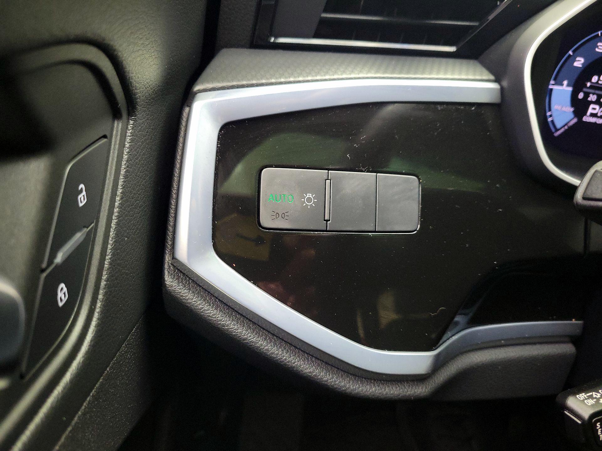 Thumbnail: 2022 Audi Q3 - 13