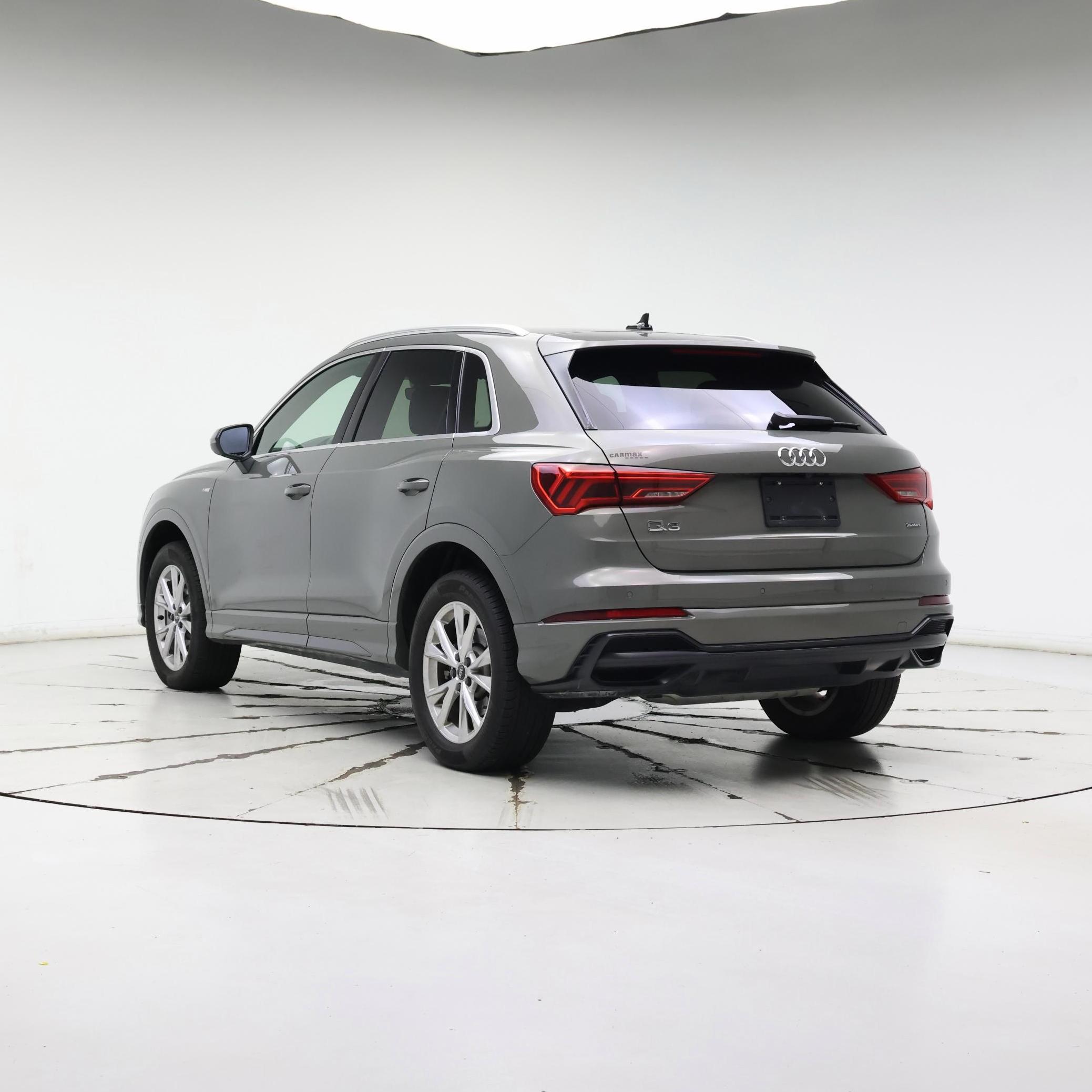 Thumbnail: 2022 Audi Q3 - 2