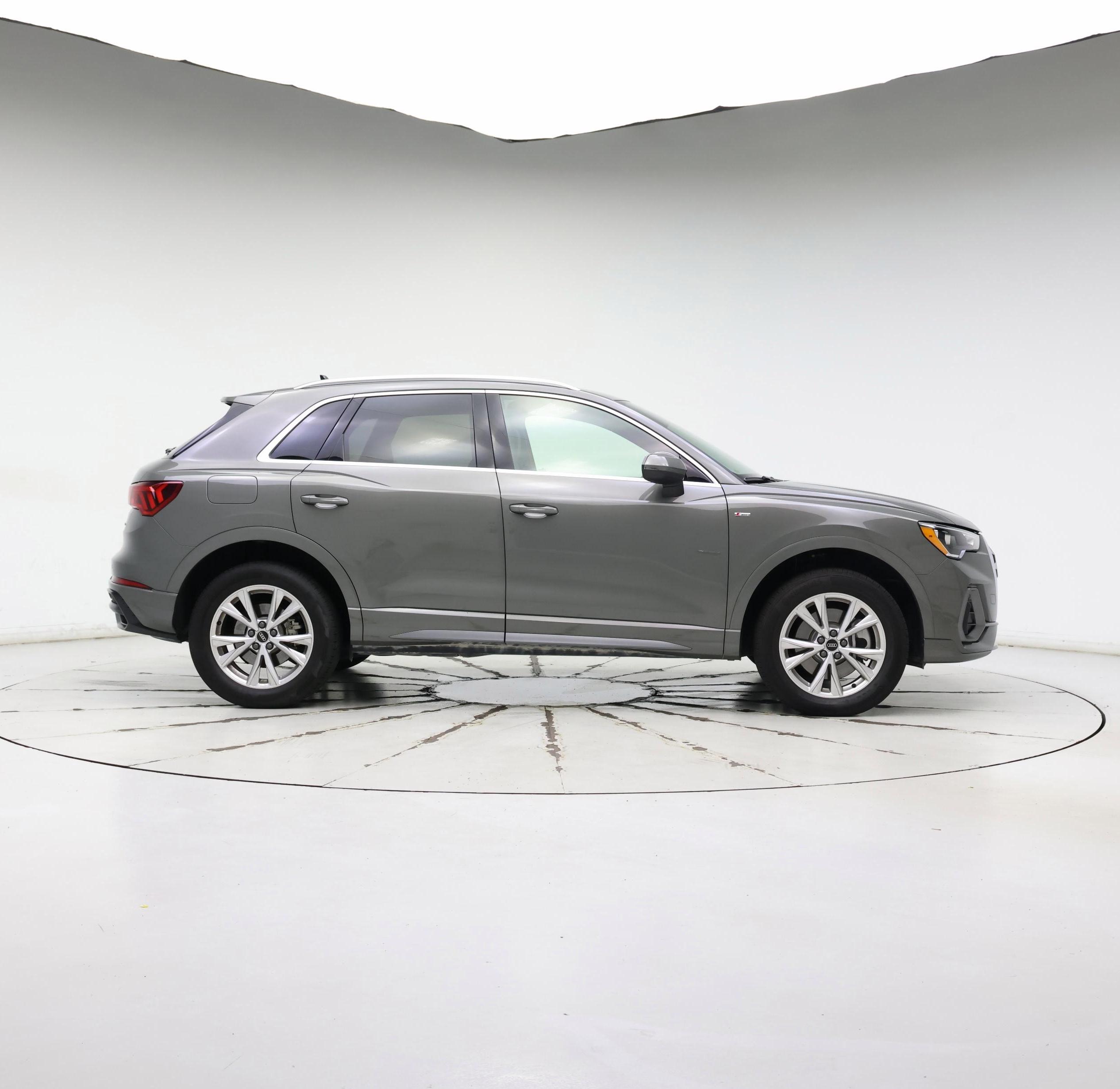 Thumbnail: 2022 Audi Q3 - 7