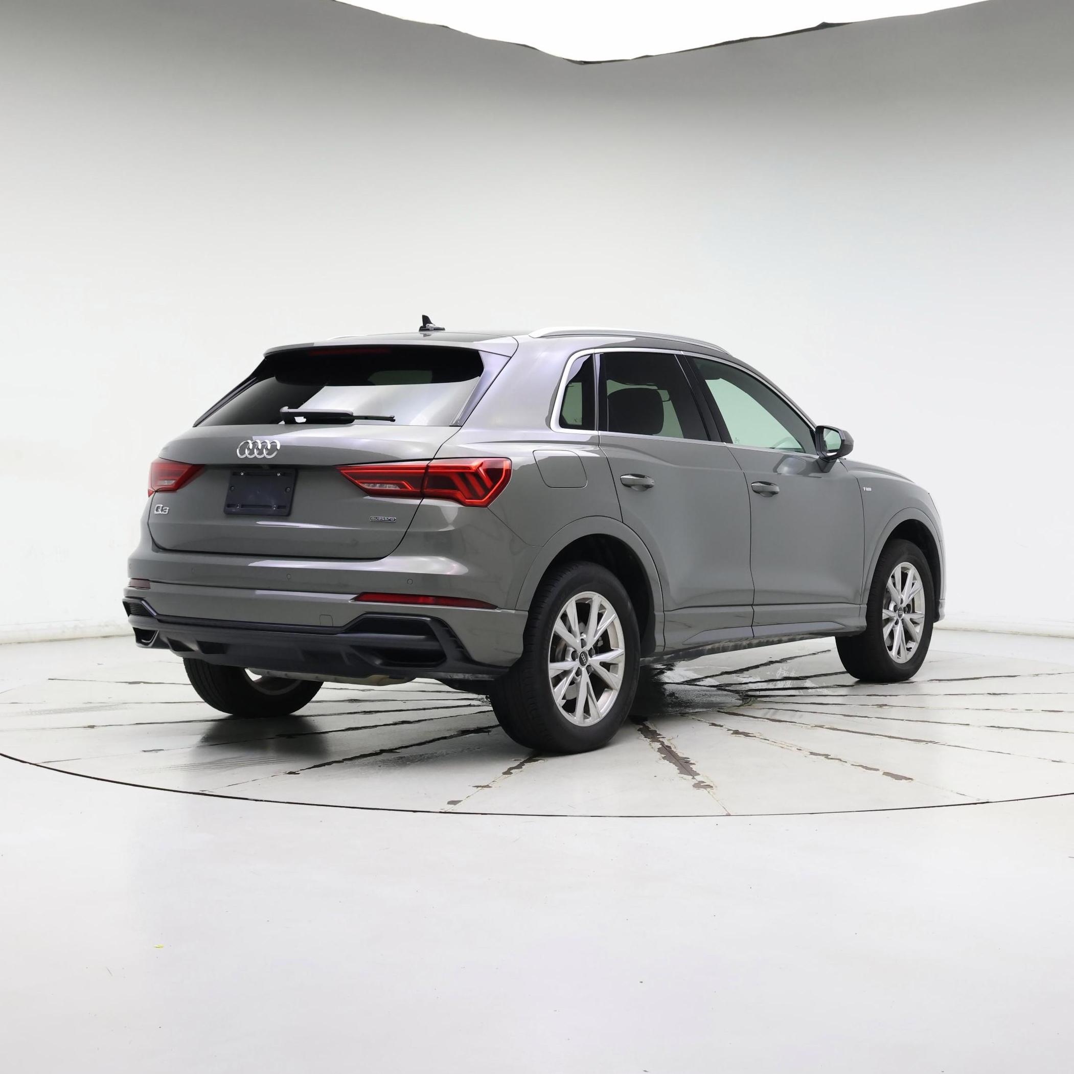 Thumbnail: 2022 Audi Q3 - 8