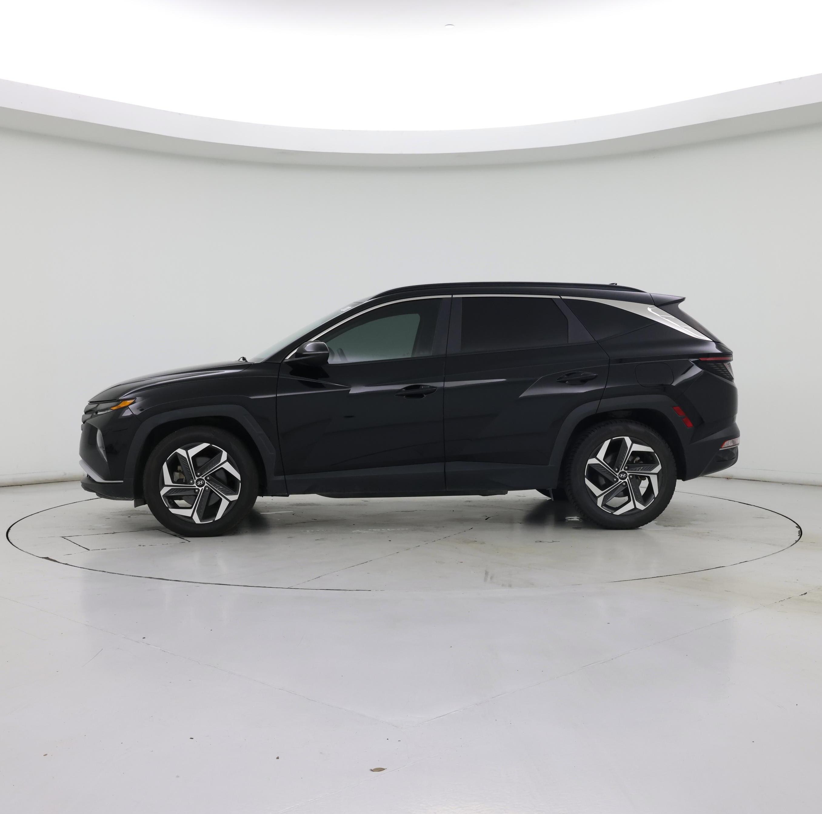 Thumbnail: 2022 Hyundai Tucson - 3