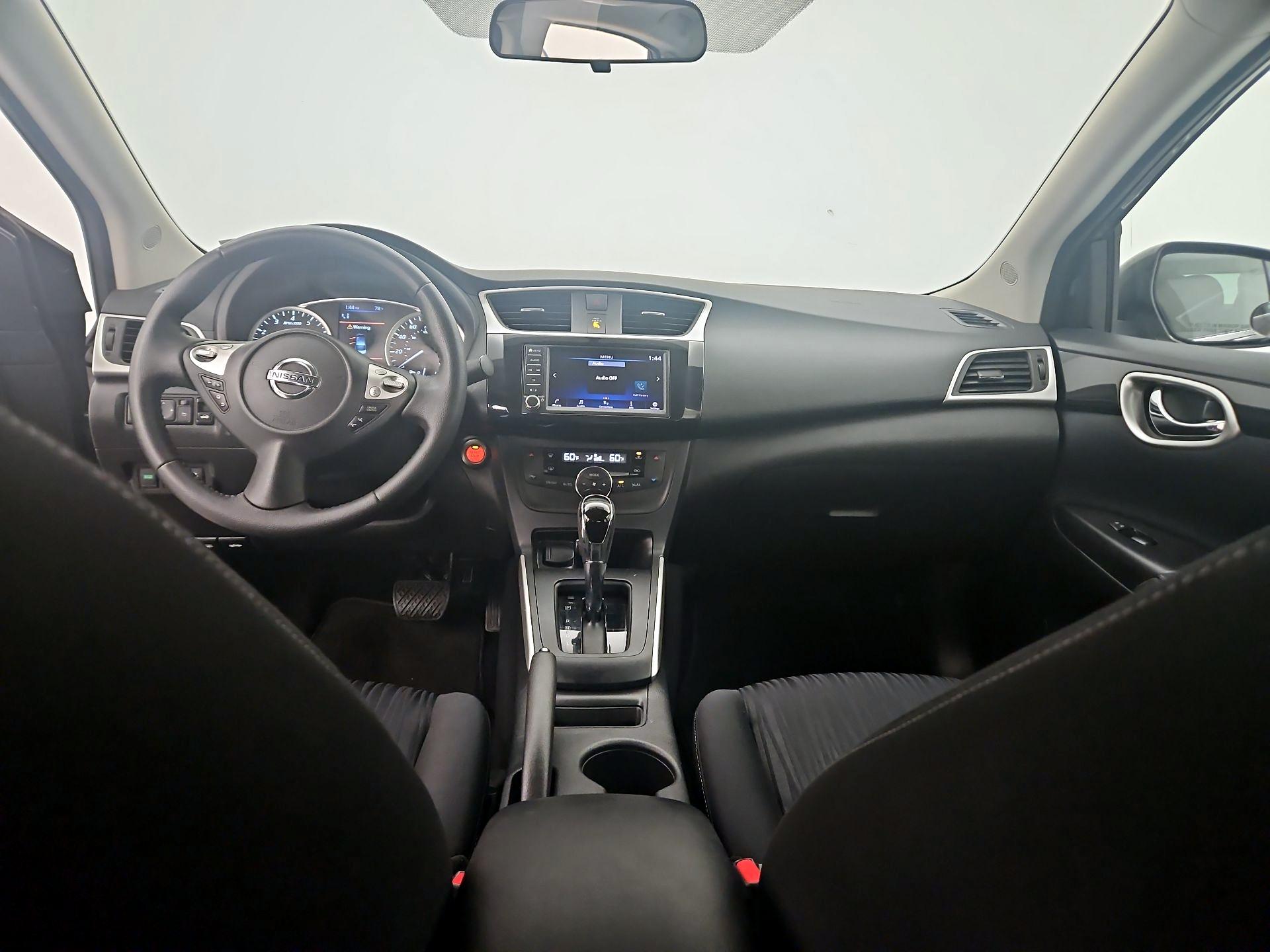 Thumbnail: 2019 Nissan Sentra - 9