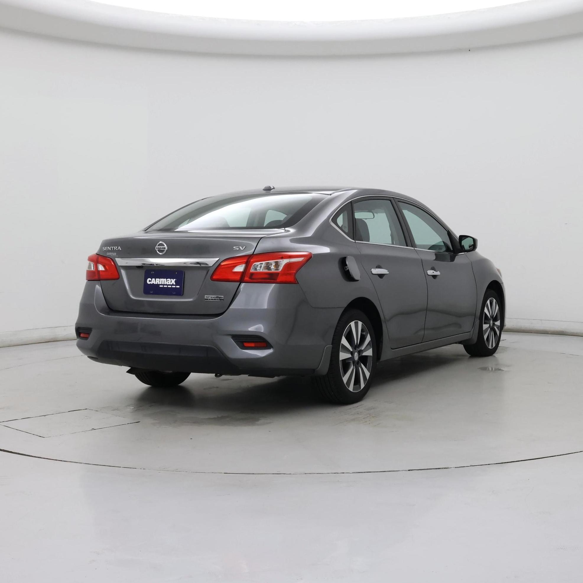 Thumbnail: 2019 Nissan Sentra - 8