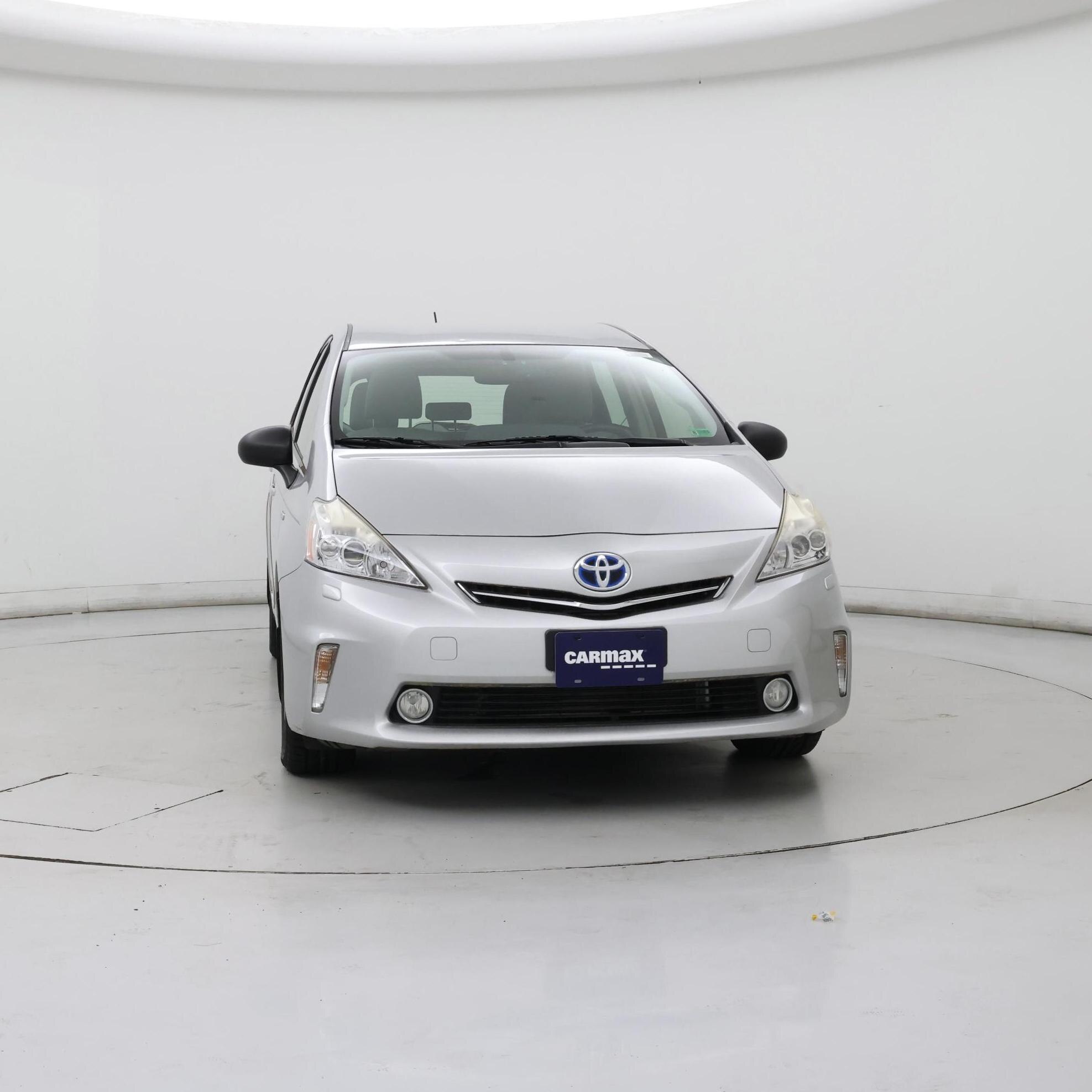 Thumbnail: 2014 Toyota Prius v - 5