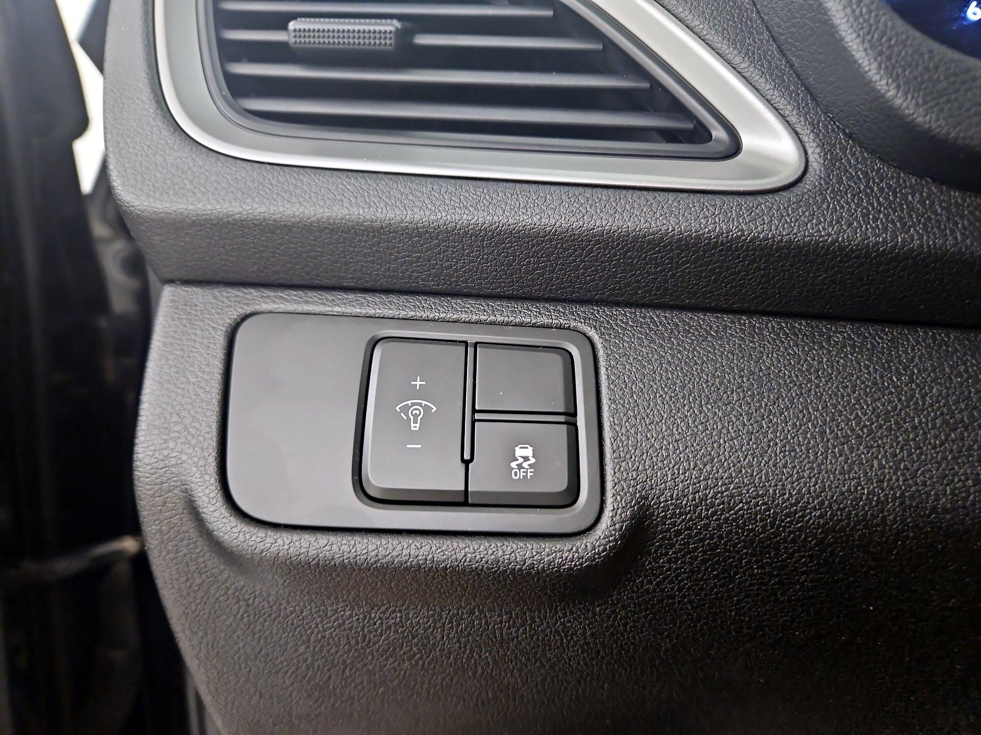 Thumbnail: 2019 Hyundai Accent - 13