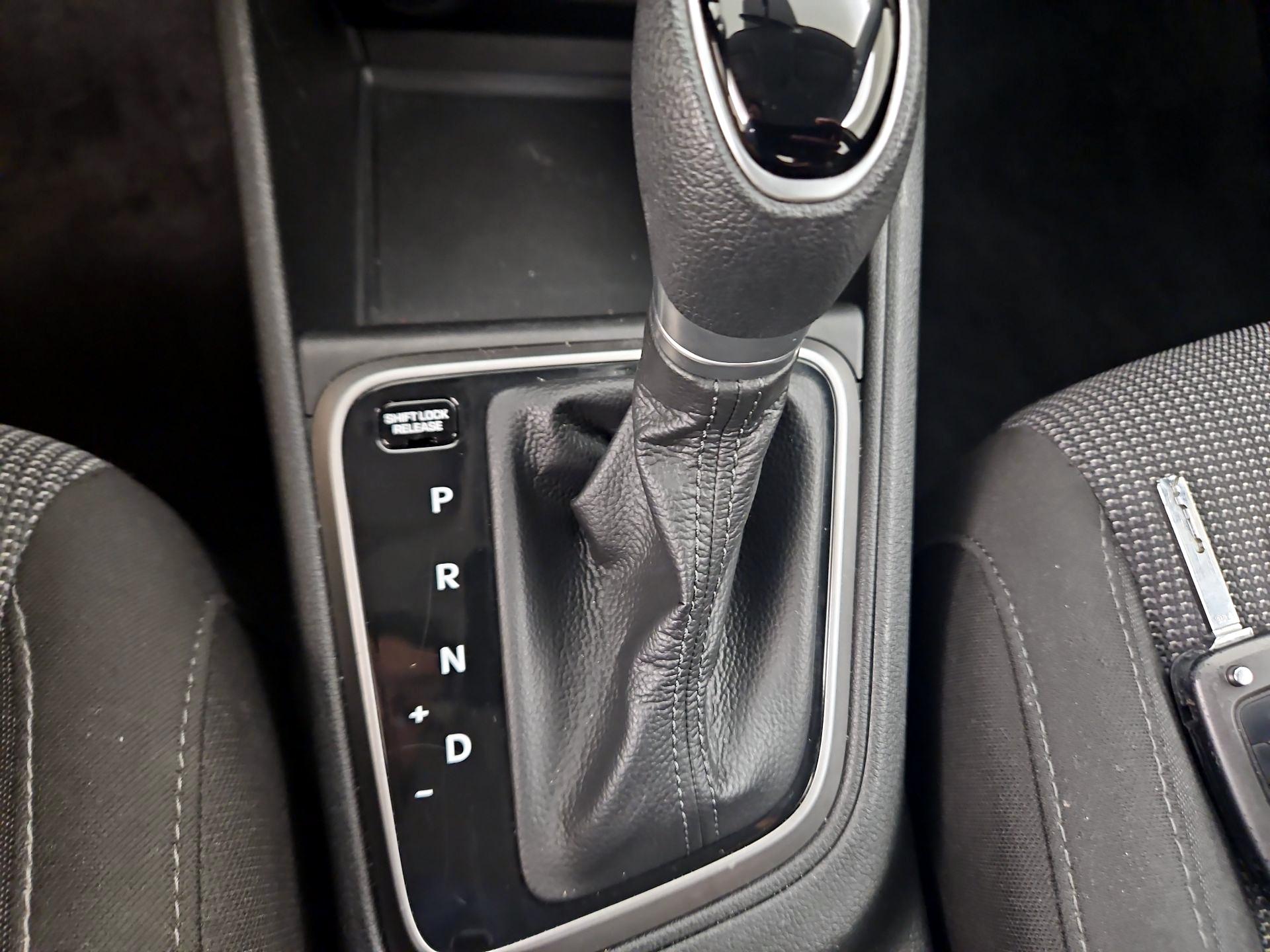Thumbnail: 2019 Hyundai Accent - 17
