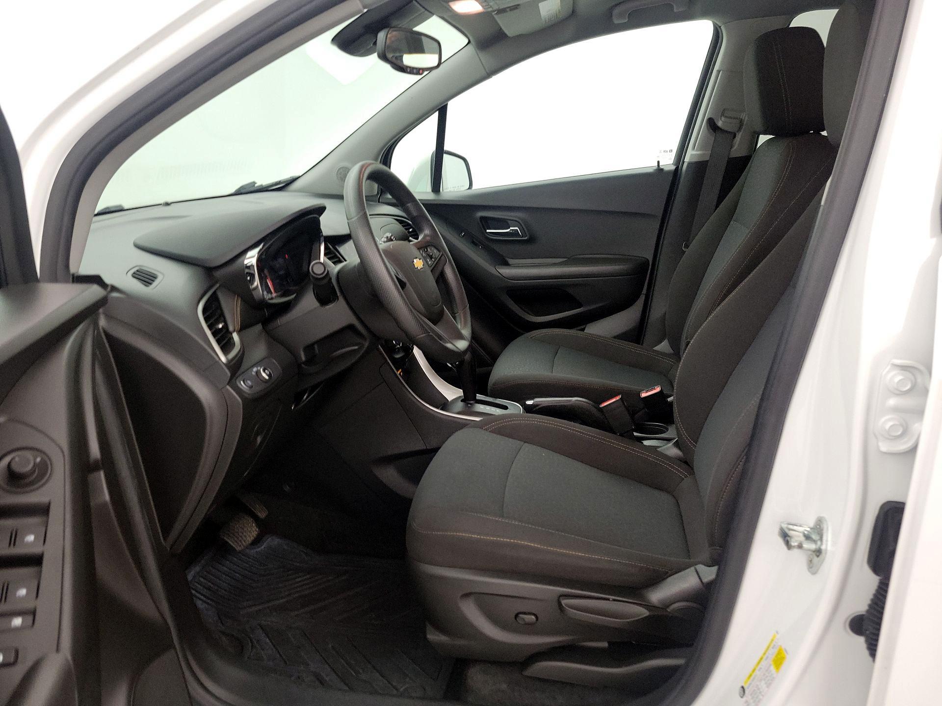 Thumbnail: 2020 Chevrolet Trax - 11