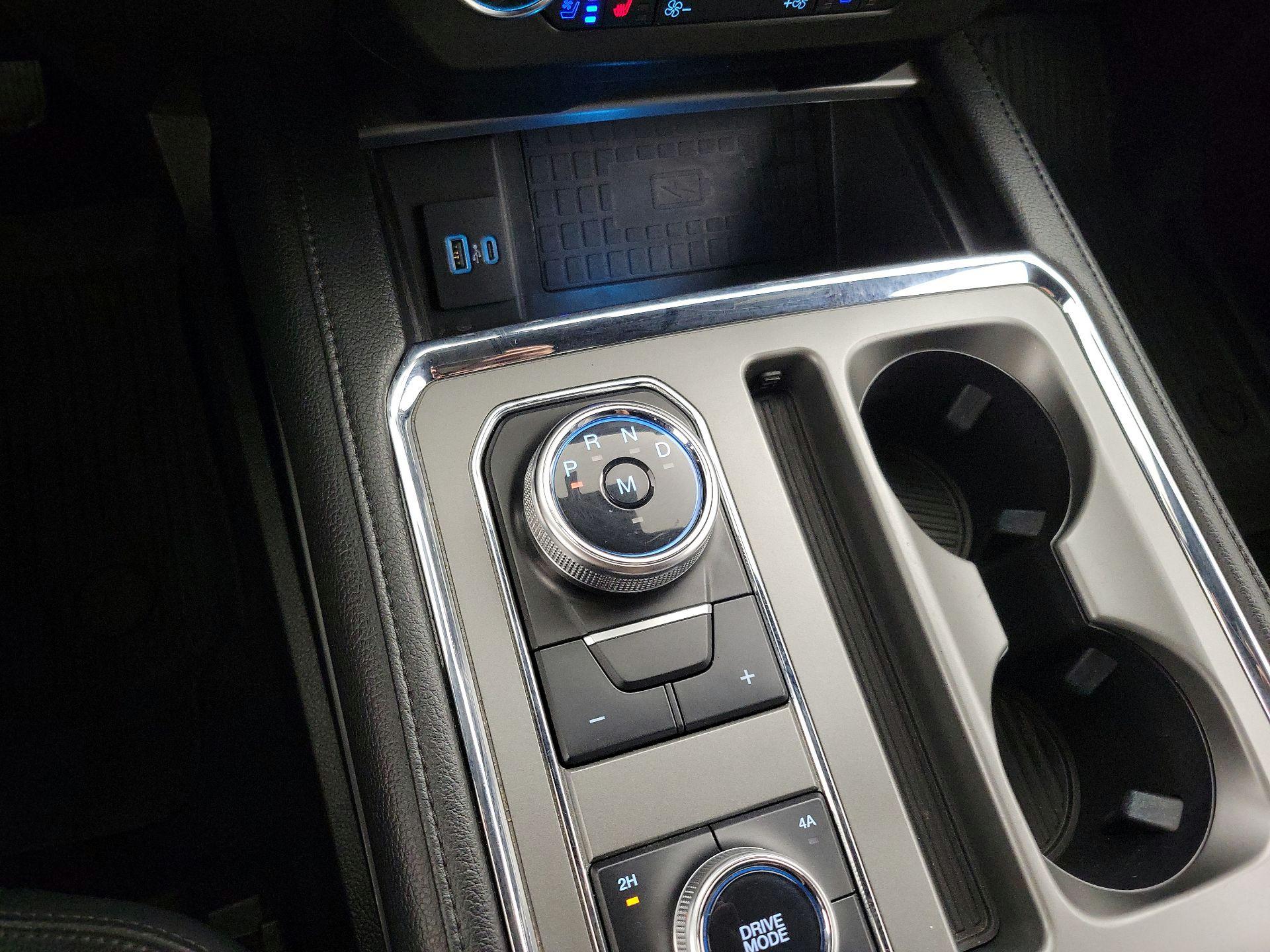 Thumbnail: 2020 Ford Expedition - 17