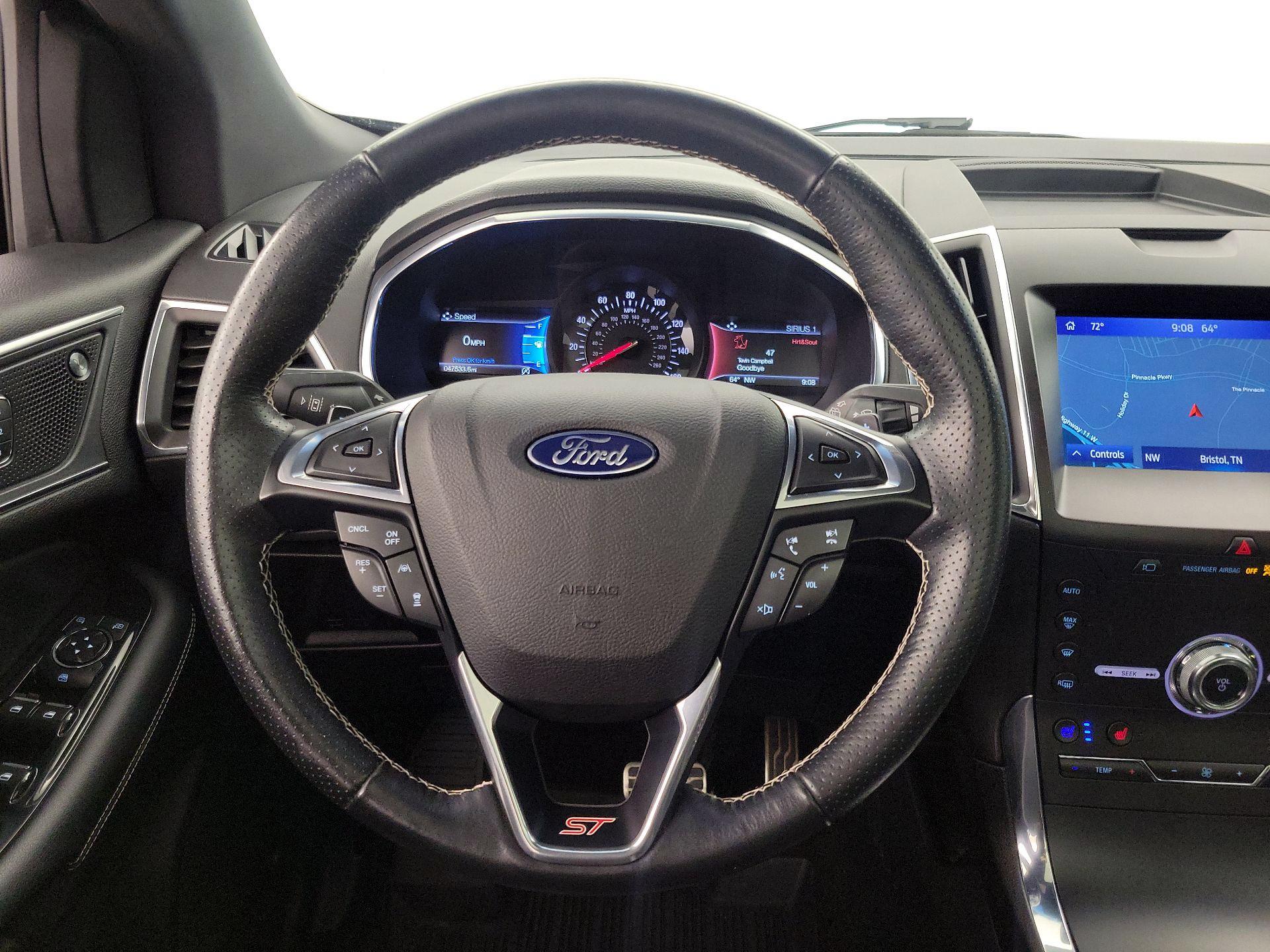 Thumbnail: 2020 Ford Edge - 10